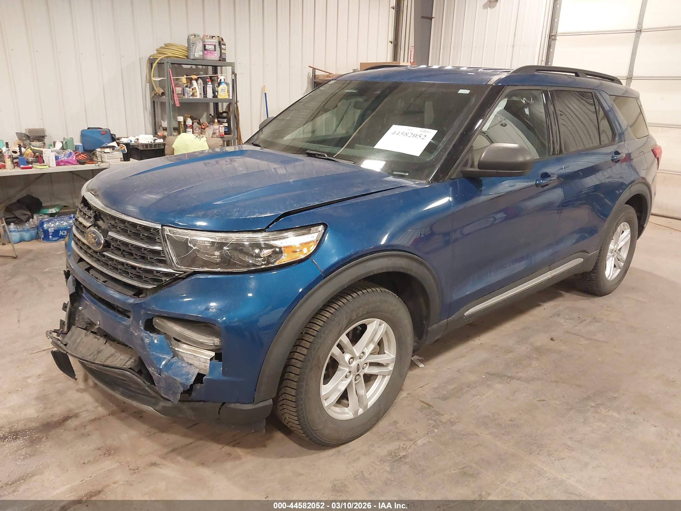 FORD EXPLORER image 2