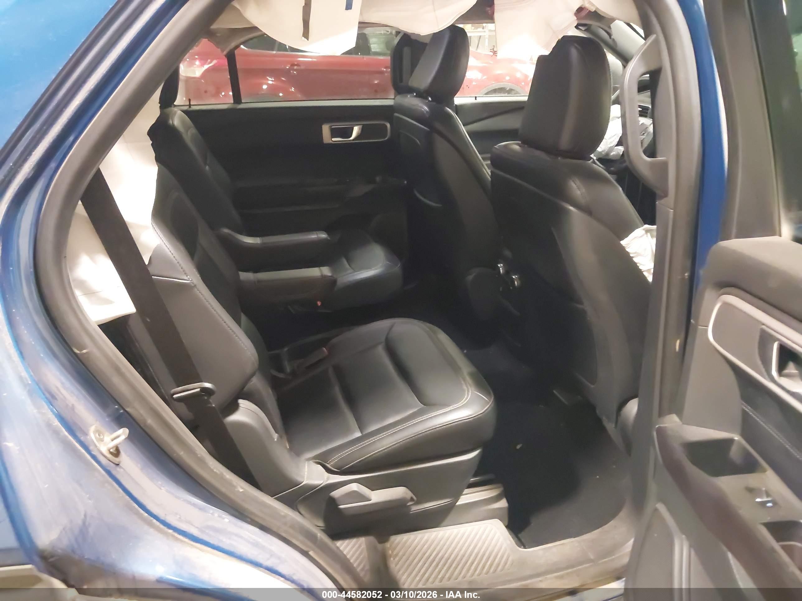 FORD EXPLORER image 8