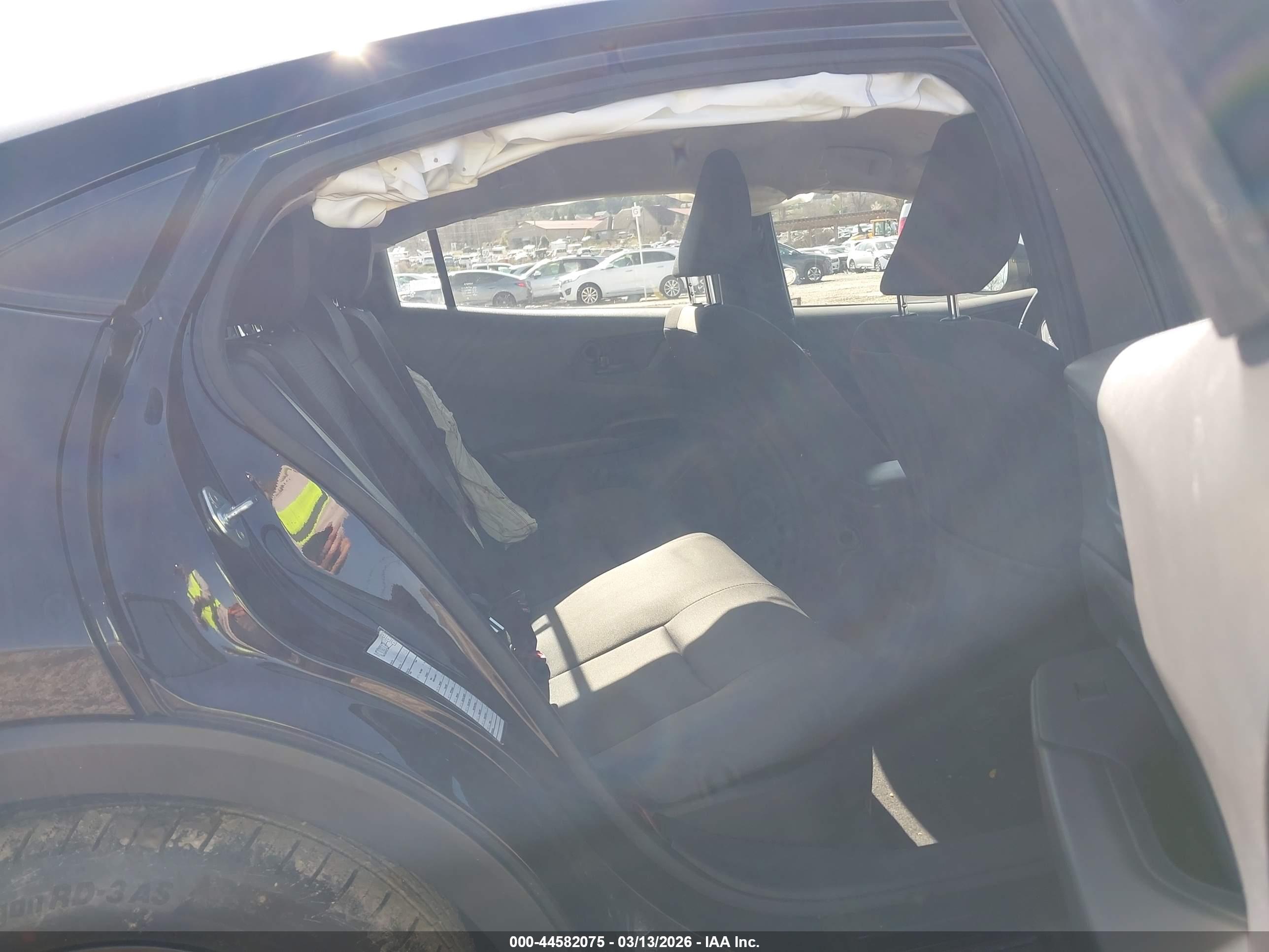 TOYOTA PRIUS image 8