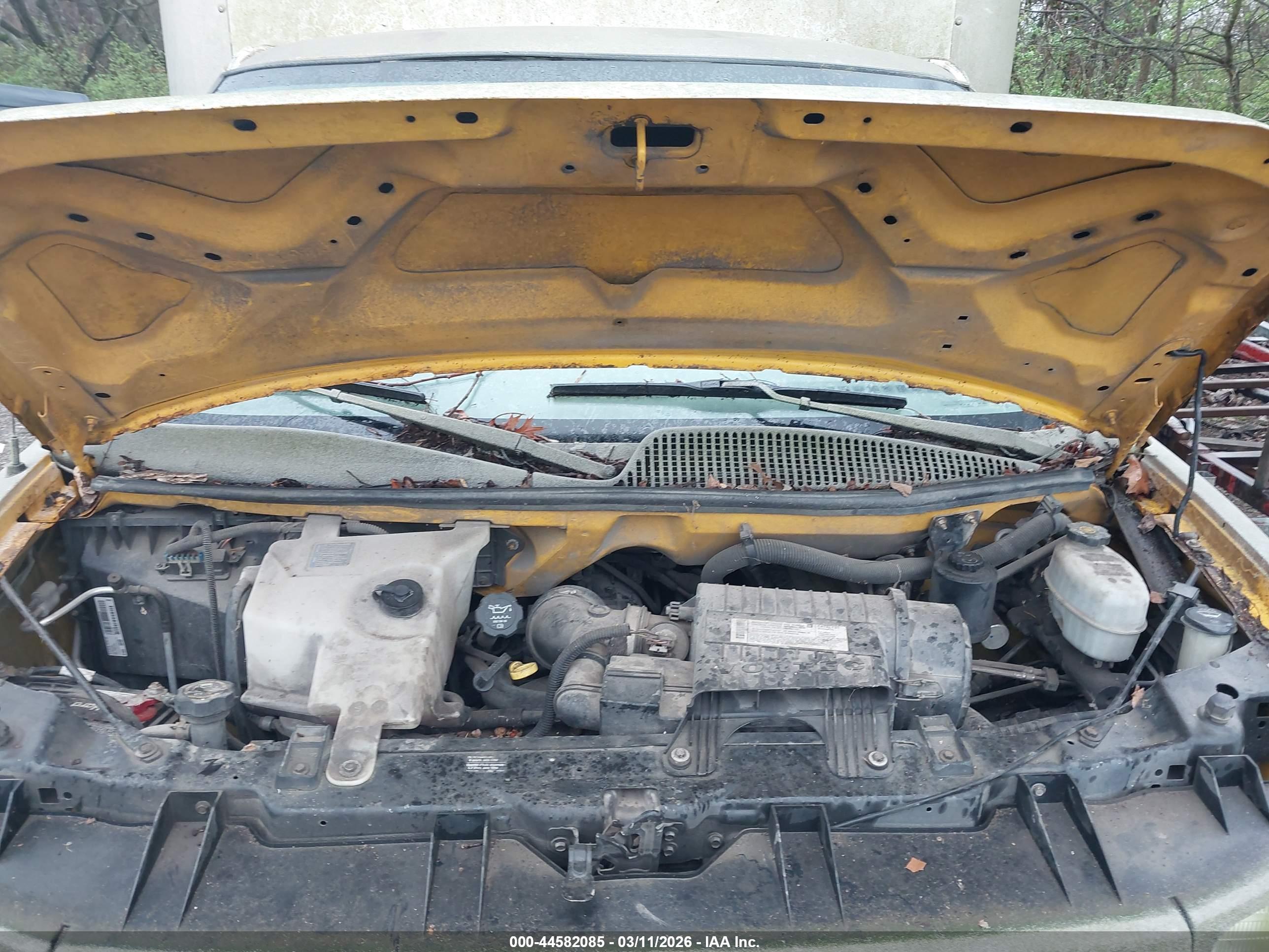 GMC SAVANA image 10