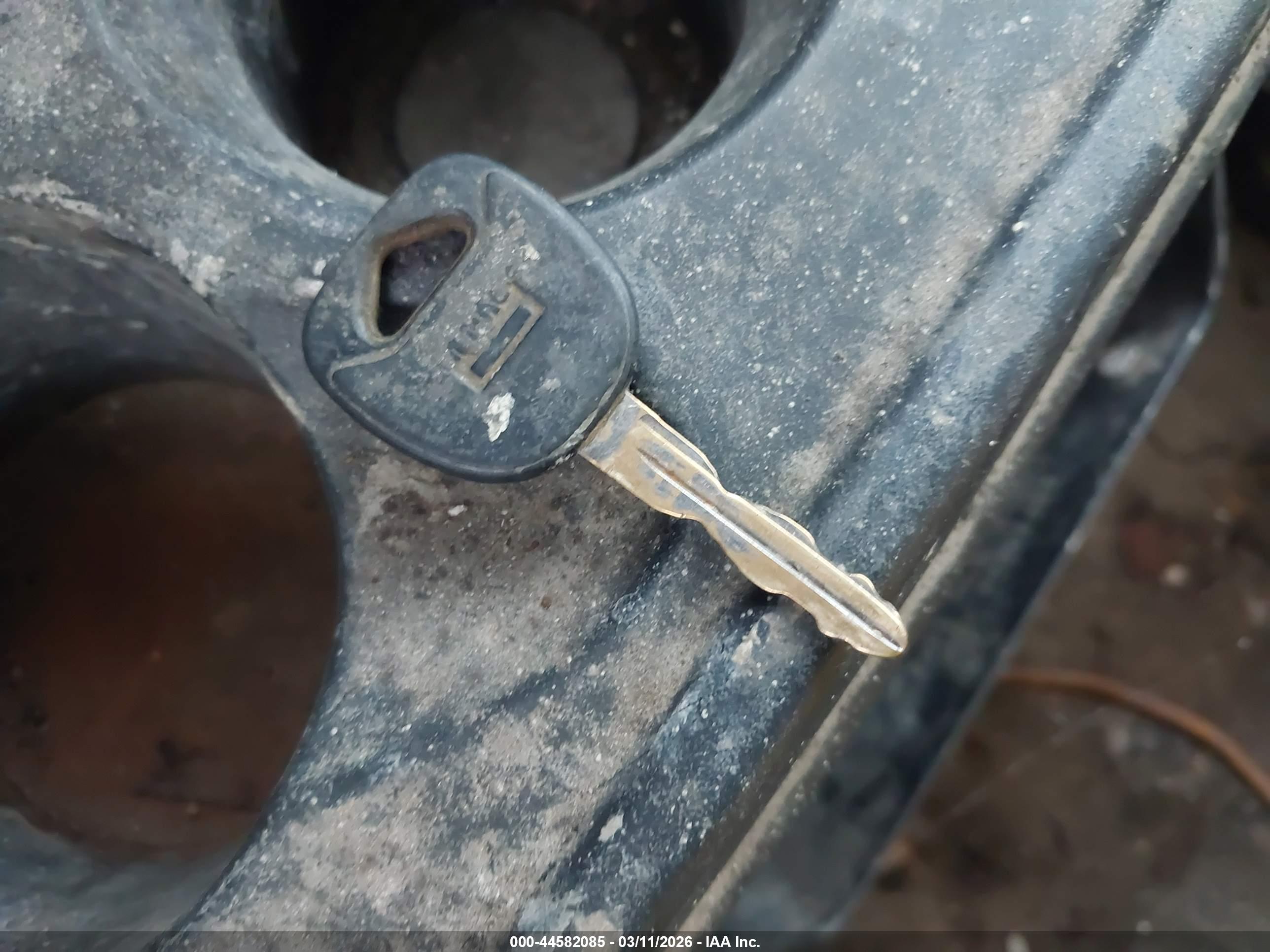 GMC SAVANA image 11