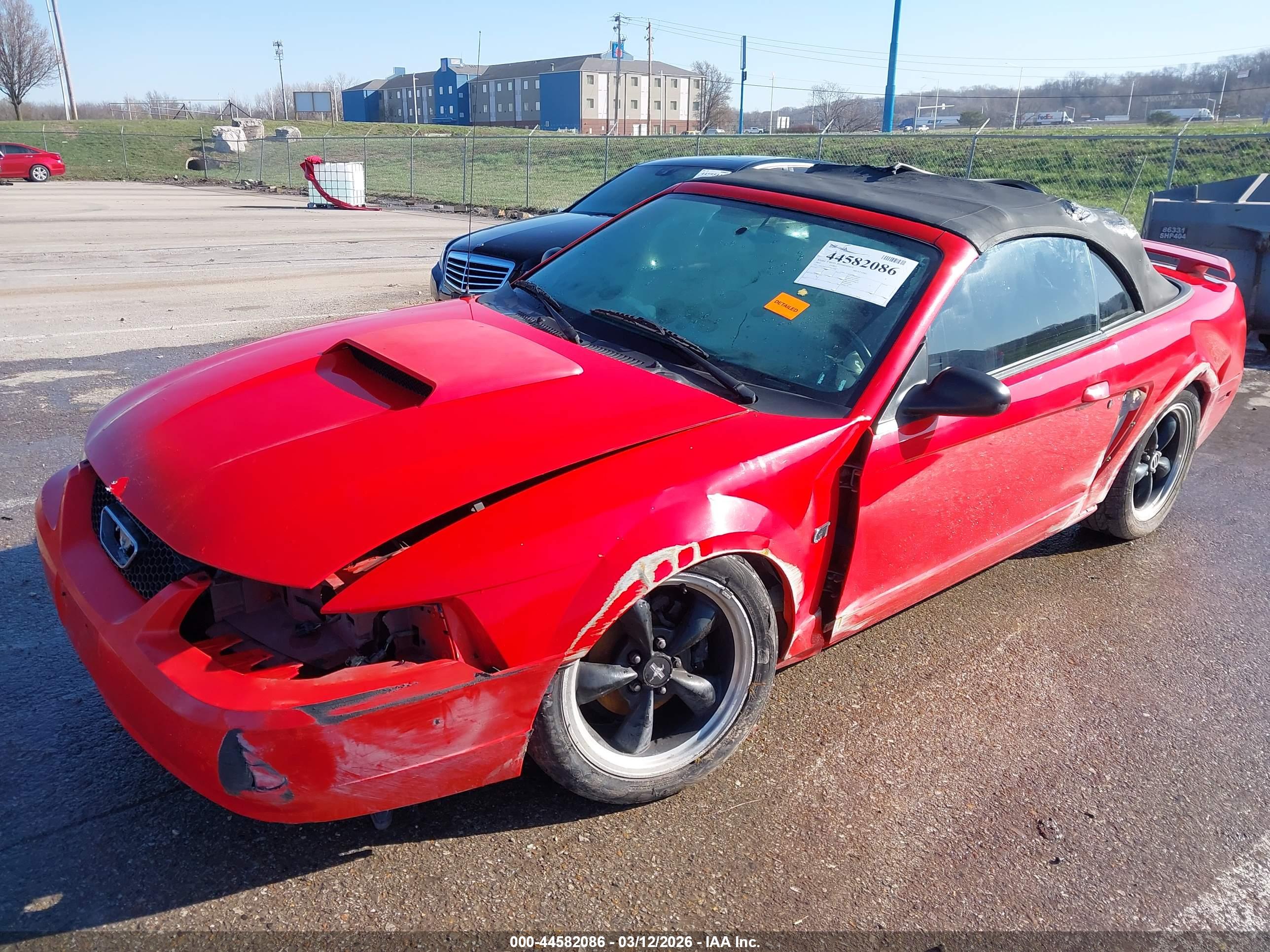 FORD MUSTANG image 6
