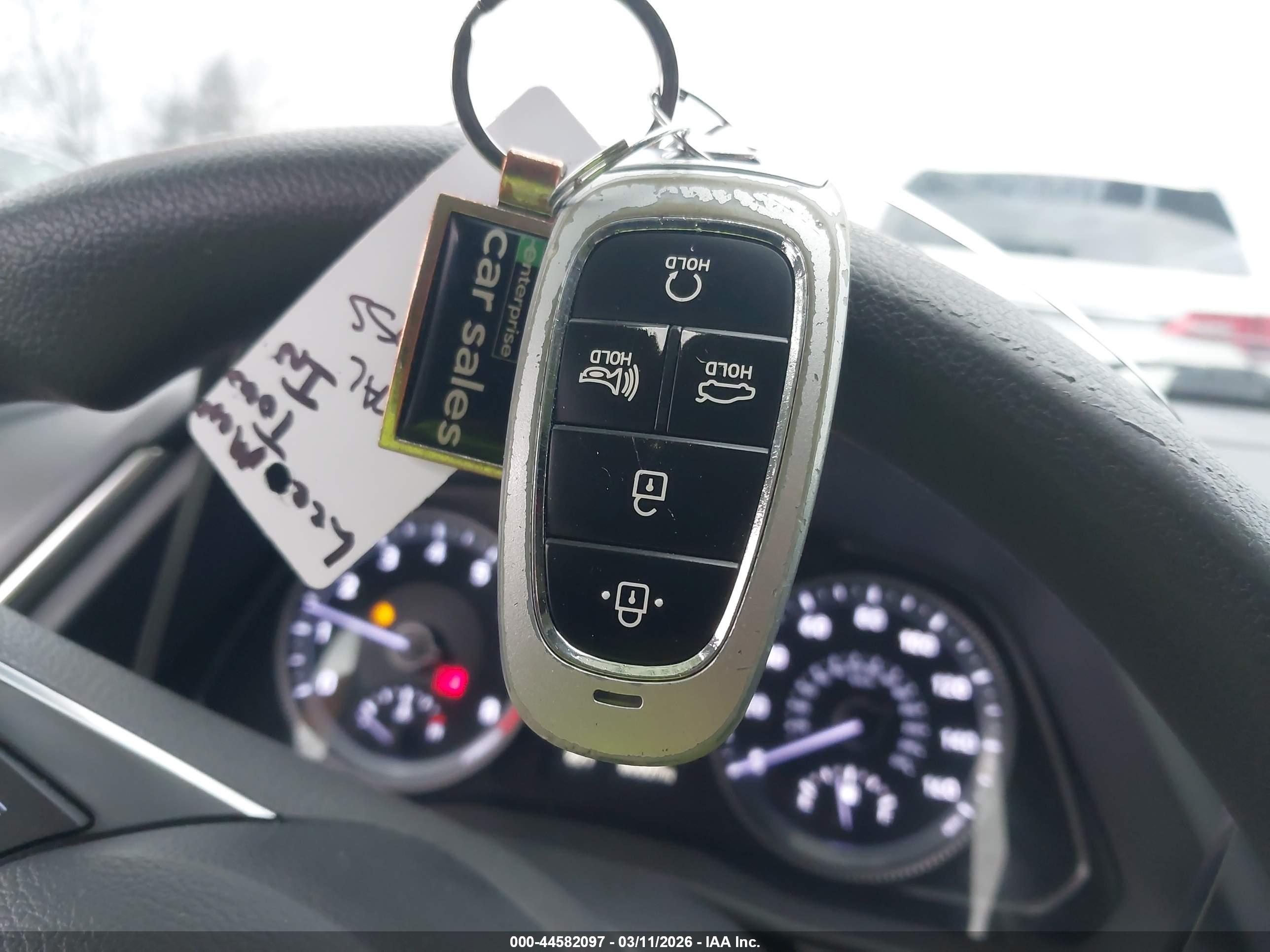 HYUNDAI SONATA image 11