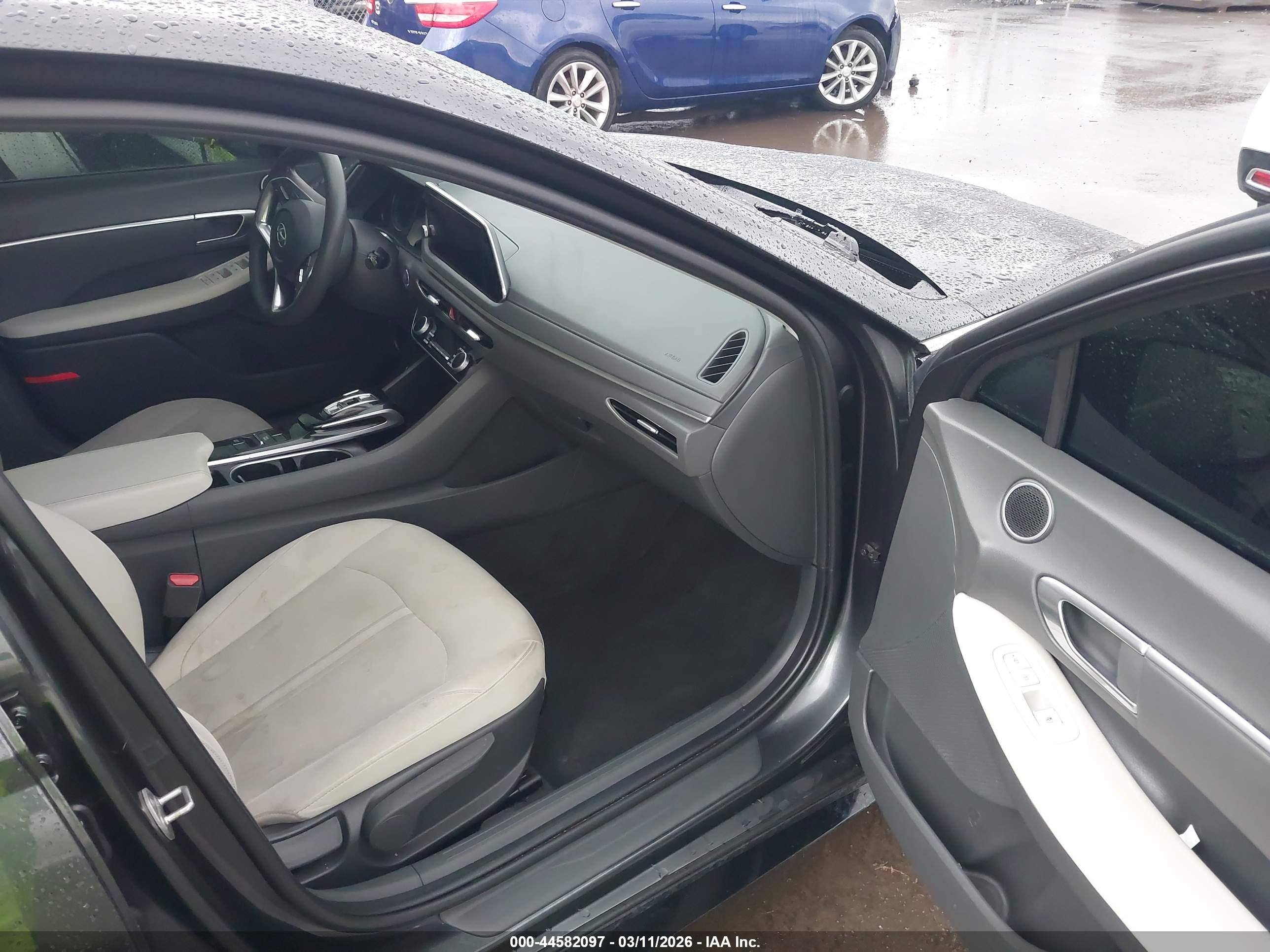 HYUNDAI SONATA image 5