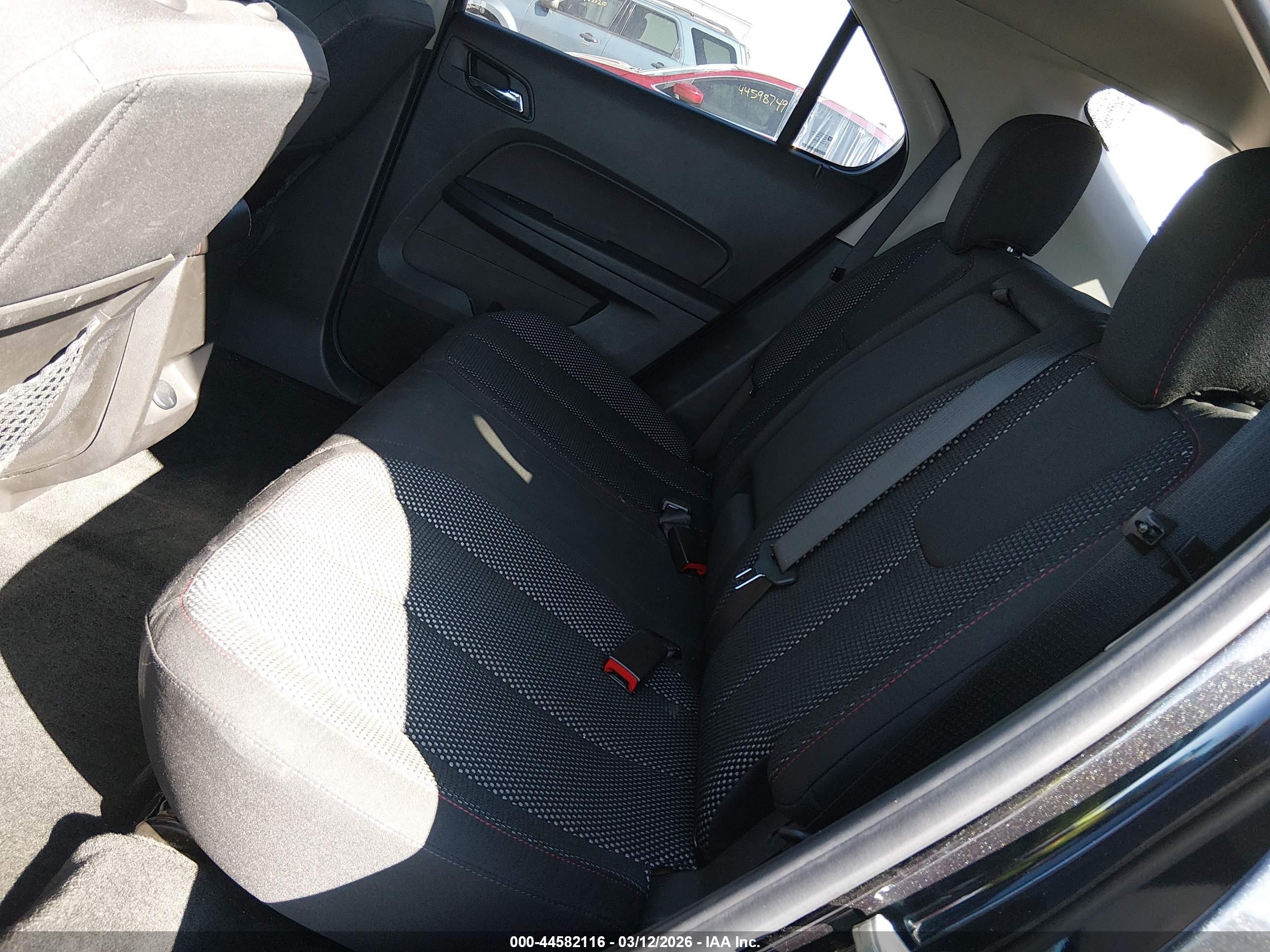 CHEVROLET EQUINOX image 8