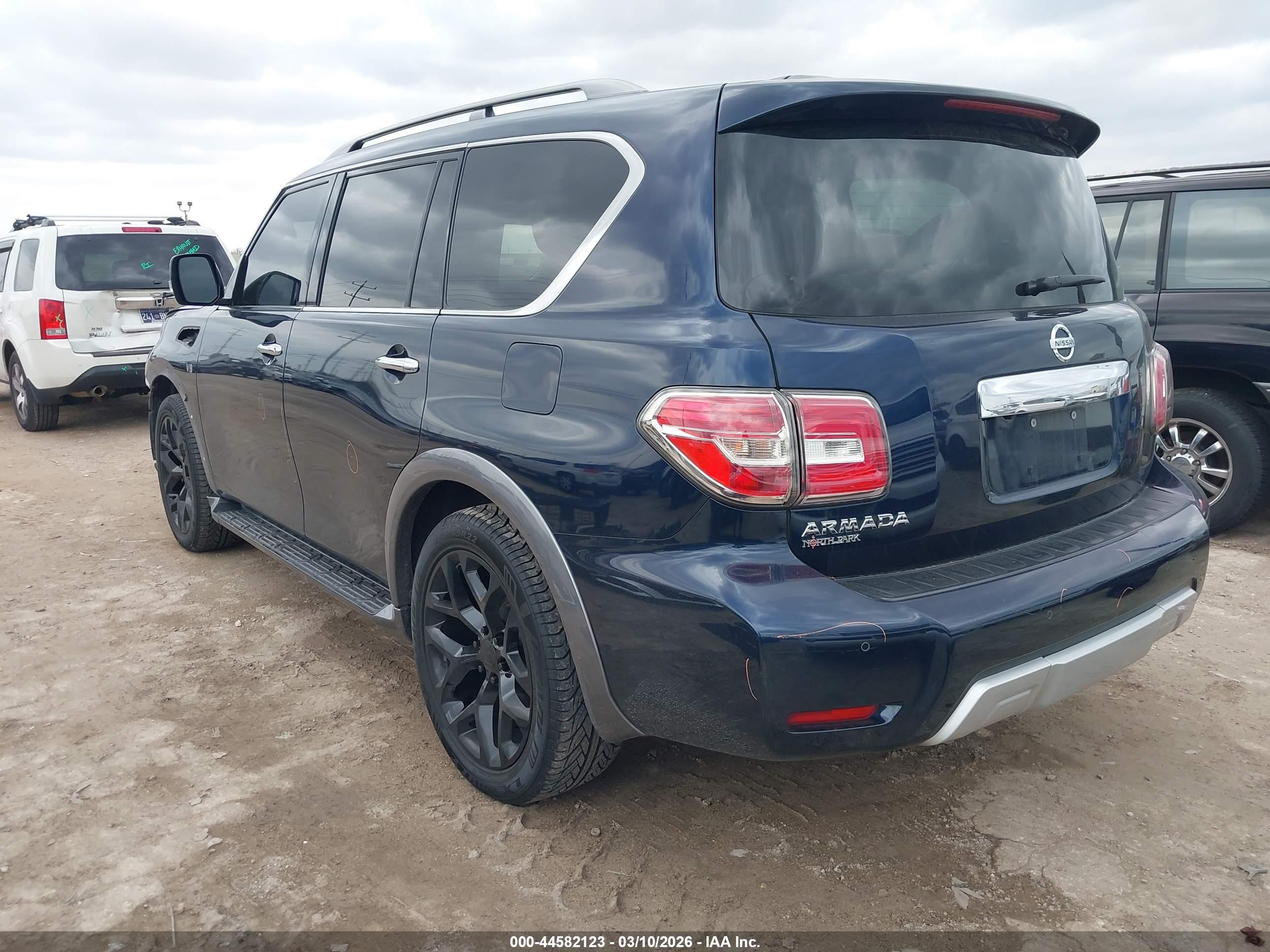 NISSAN ARMADA image 3