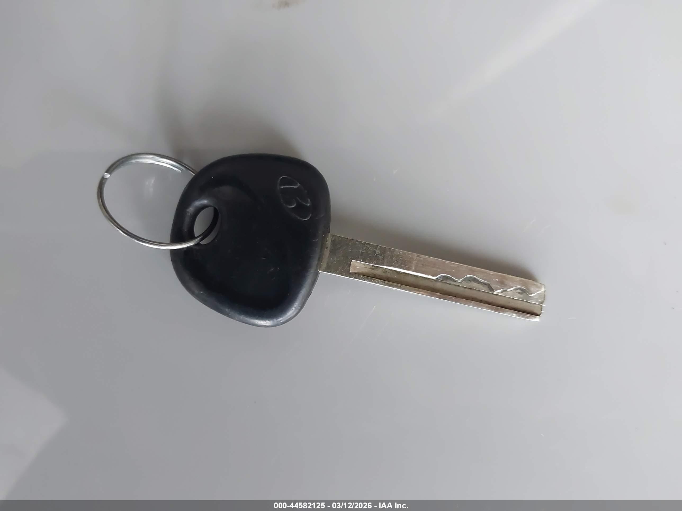 HYUNDAI ACCENT image 11