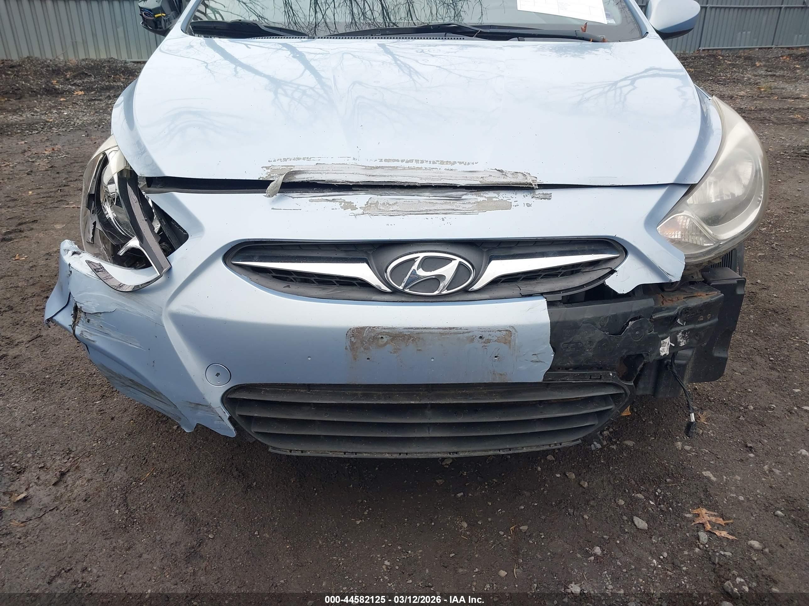 HYUNDAI ACCENT image 6