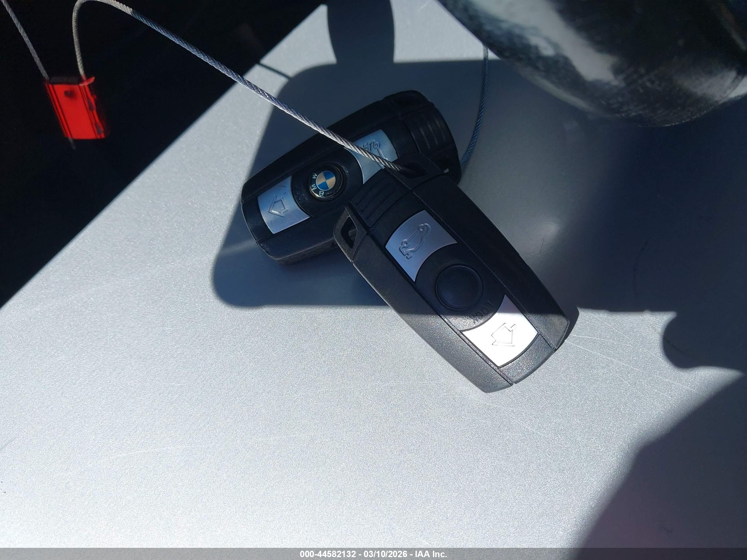 BMW 328I image 11