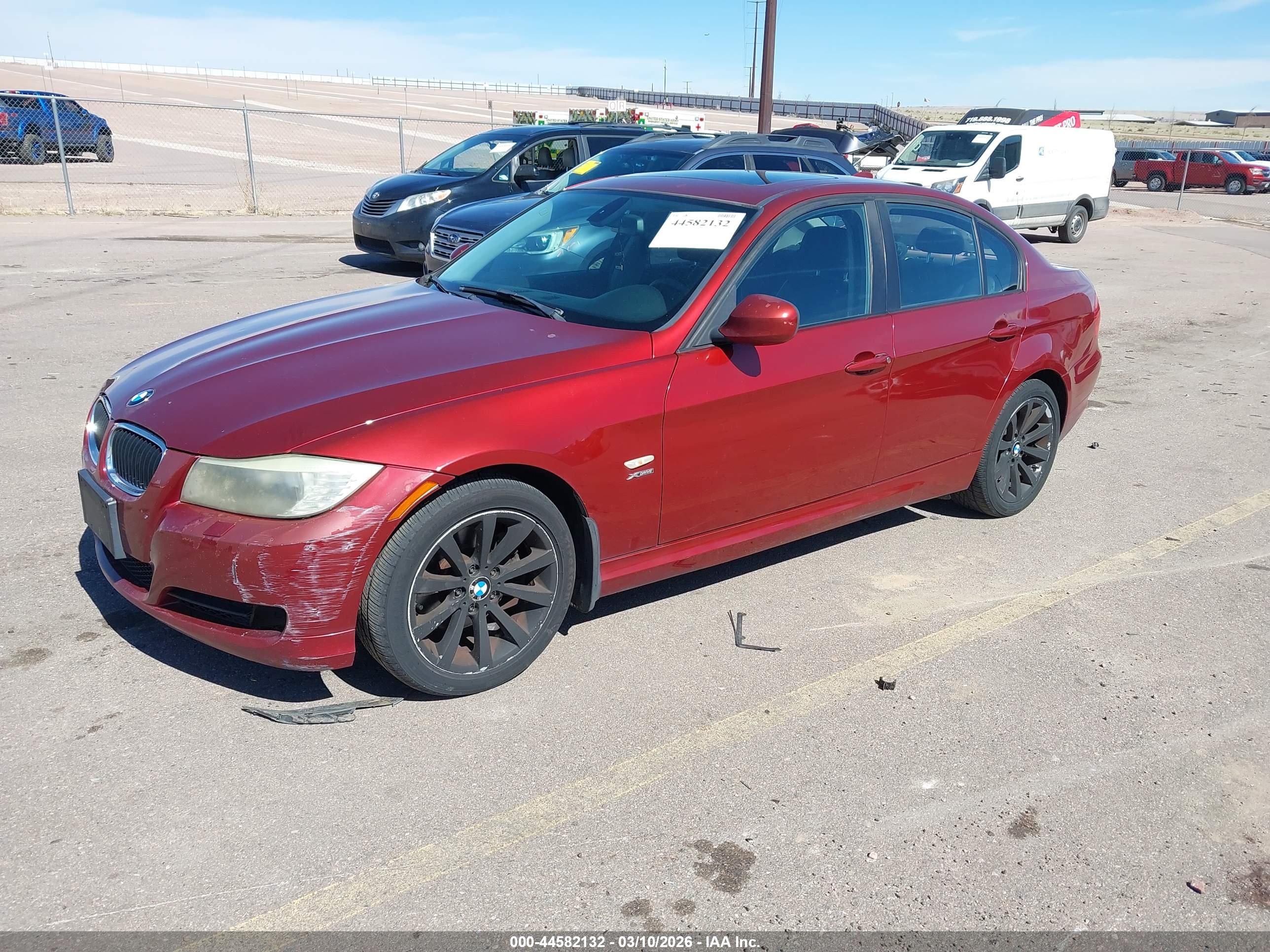 BMW 328I image 2