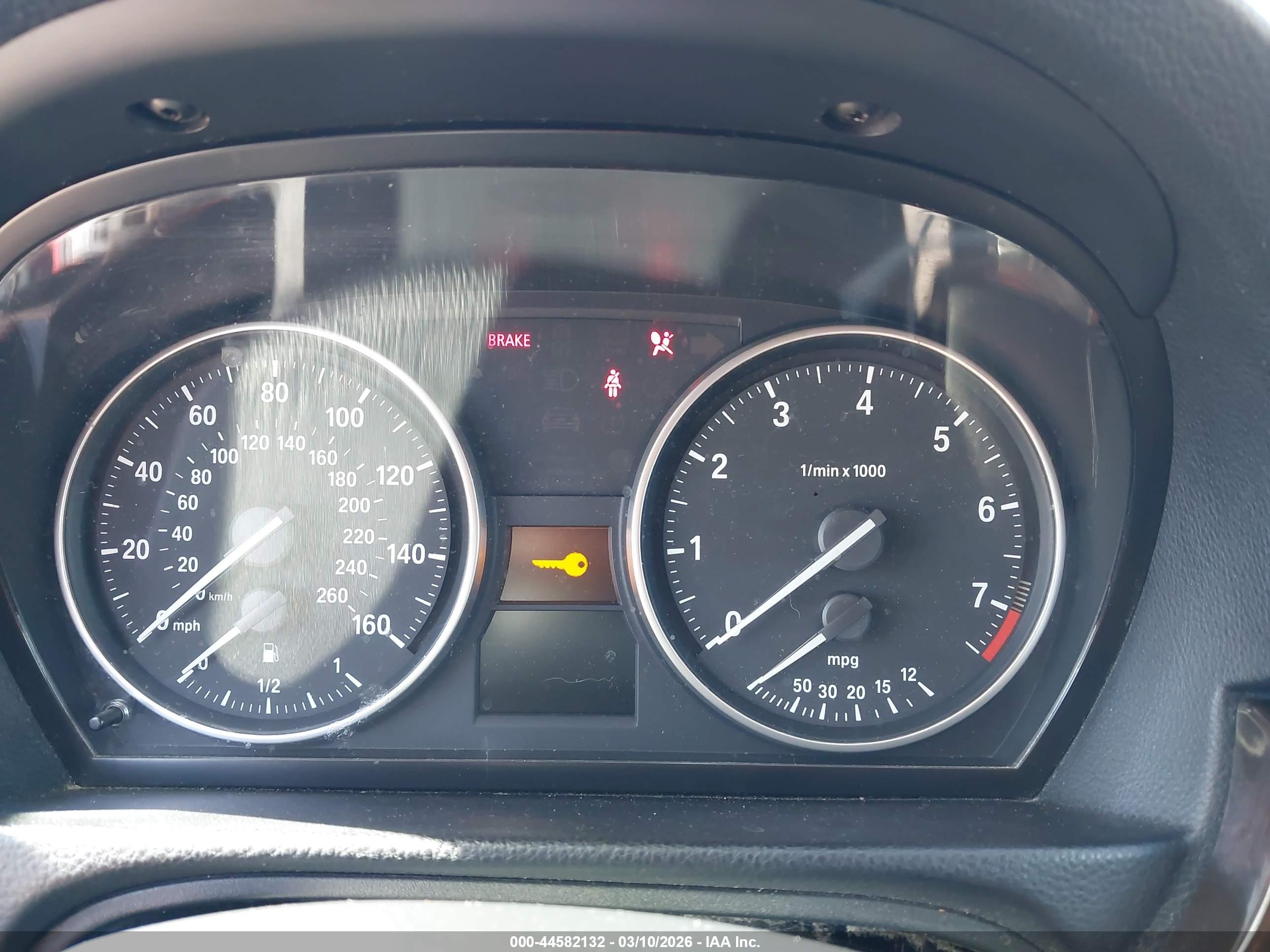 BMW 328I image 7