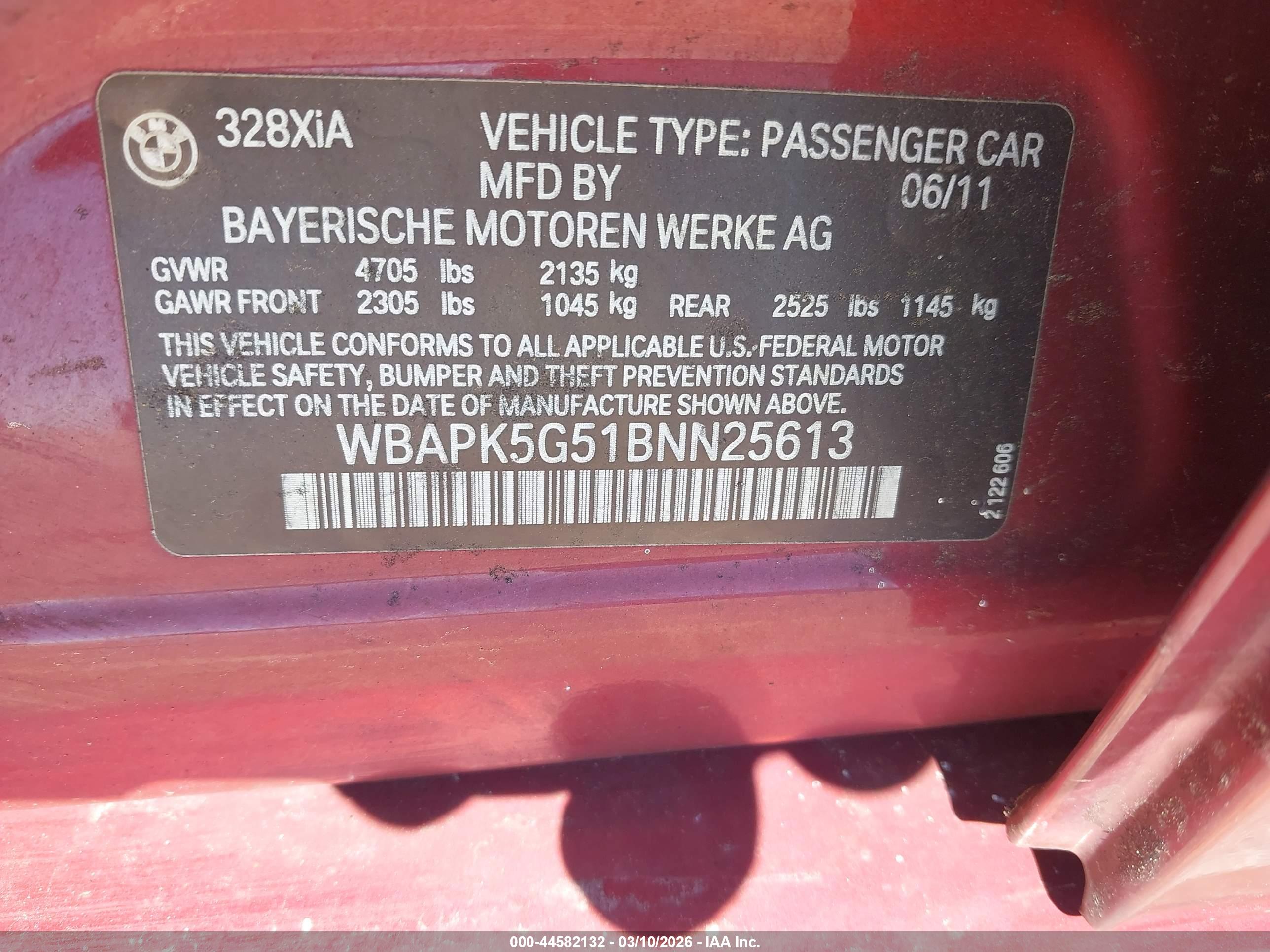 BMW 328I image 9