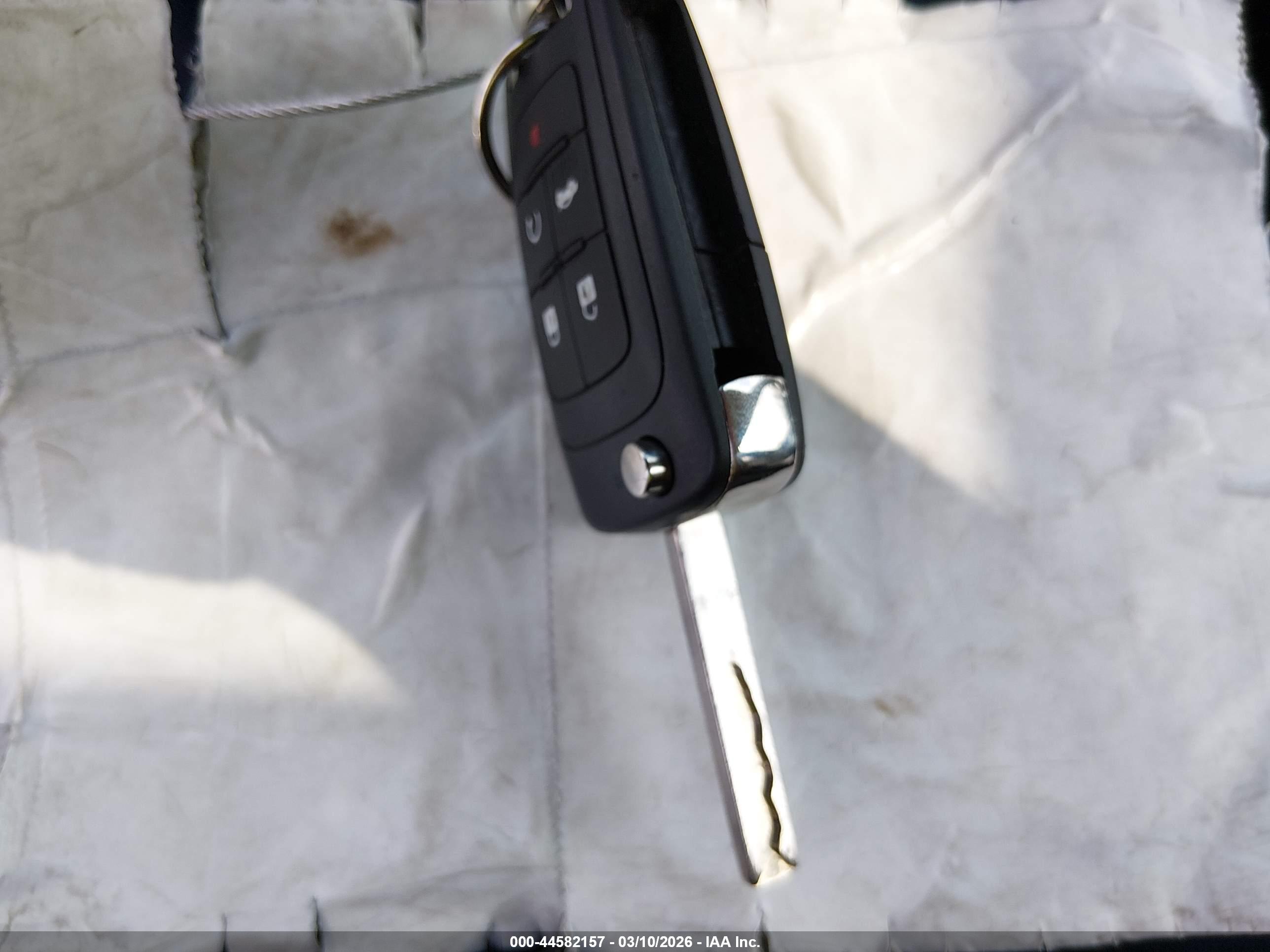 GMC TERRAIN image 11