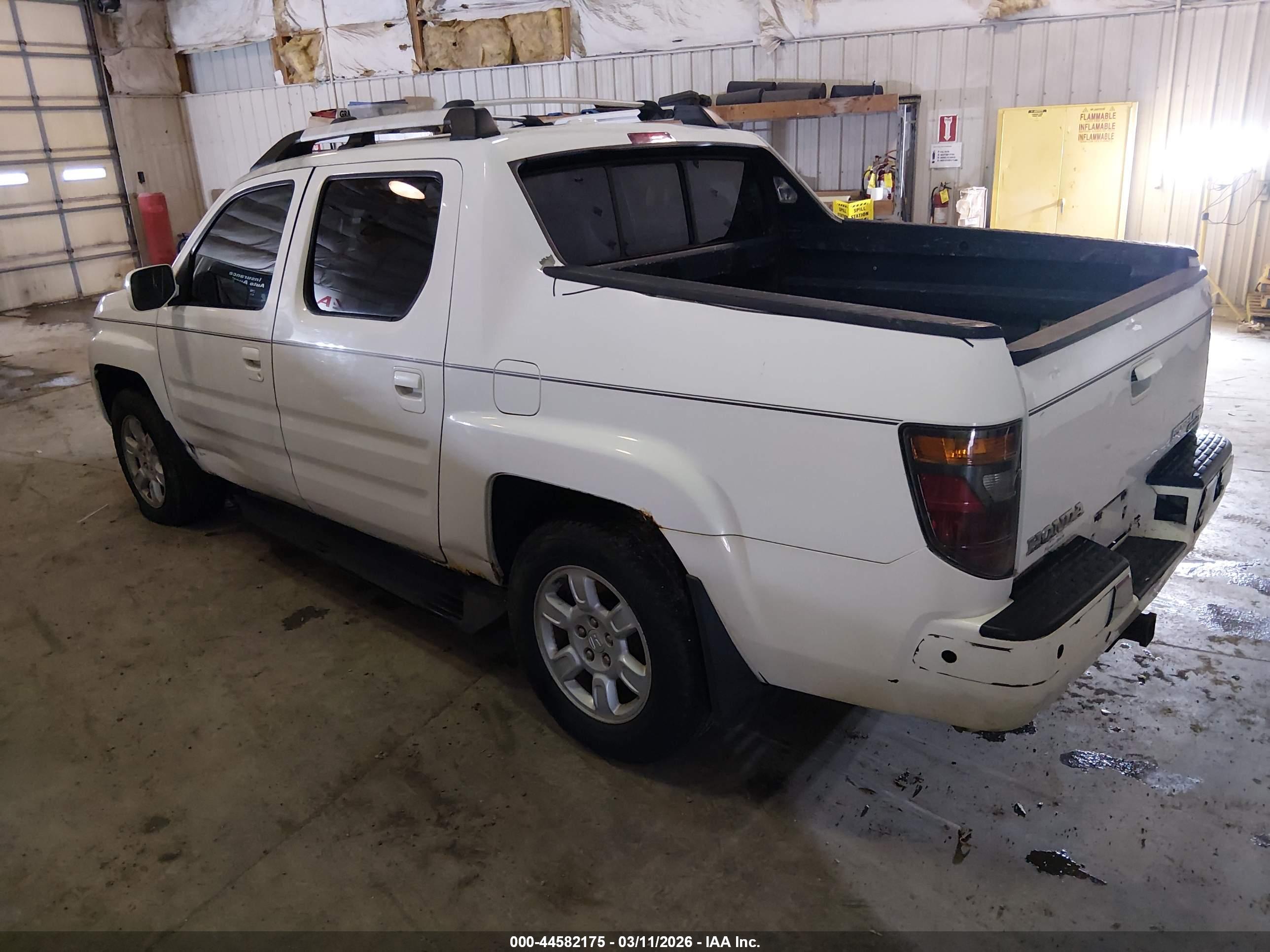 HONDA RIDGELINE image 3