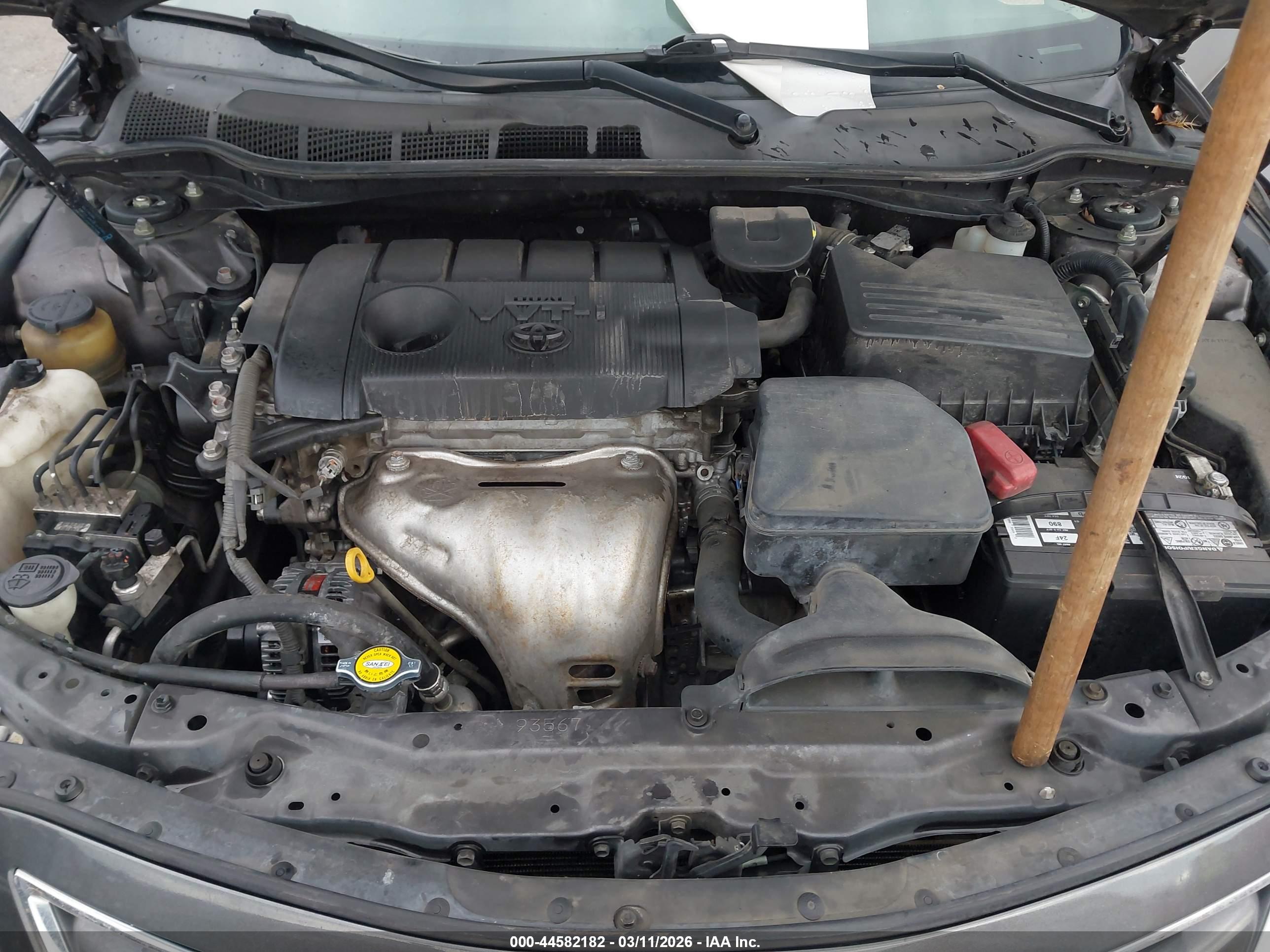TOYOTA CAMRY image 10