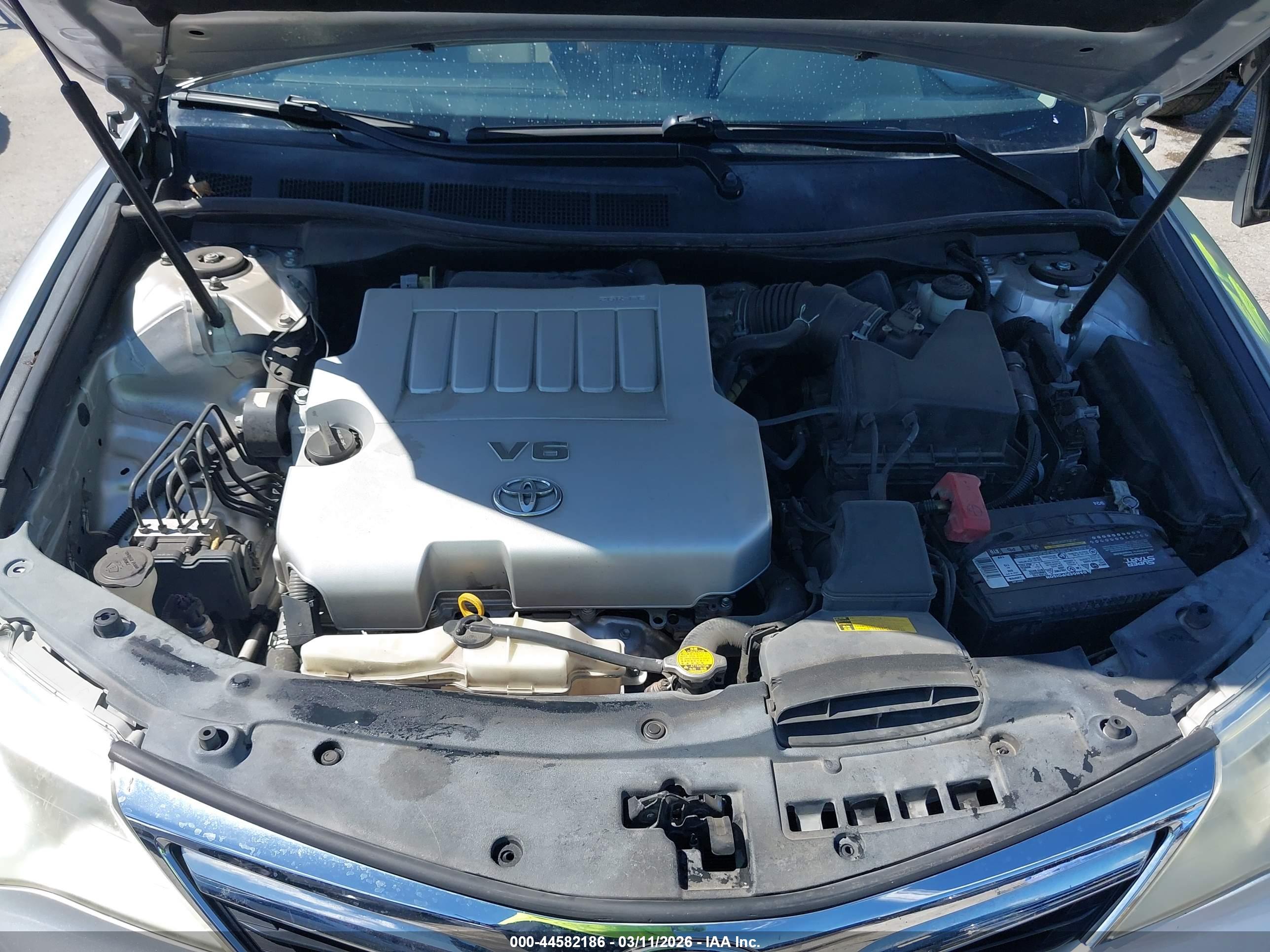 TOYOTA CAMRY image 10