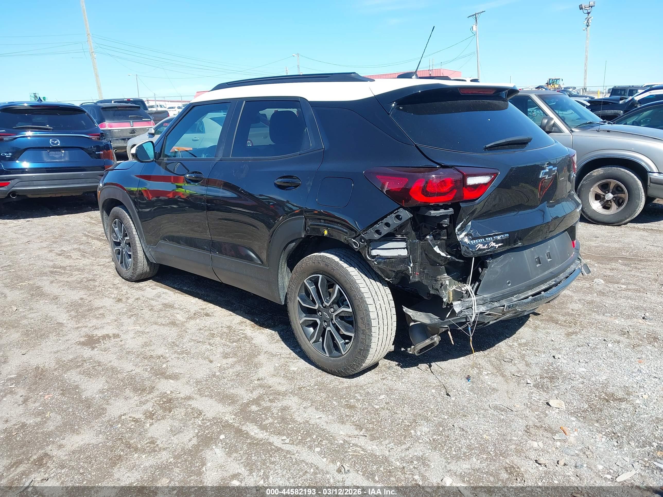 CHEVROLET TRAILBLAZER image 3