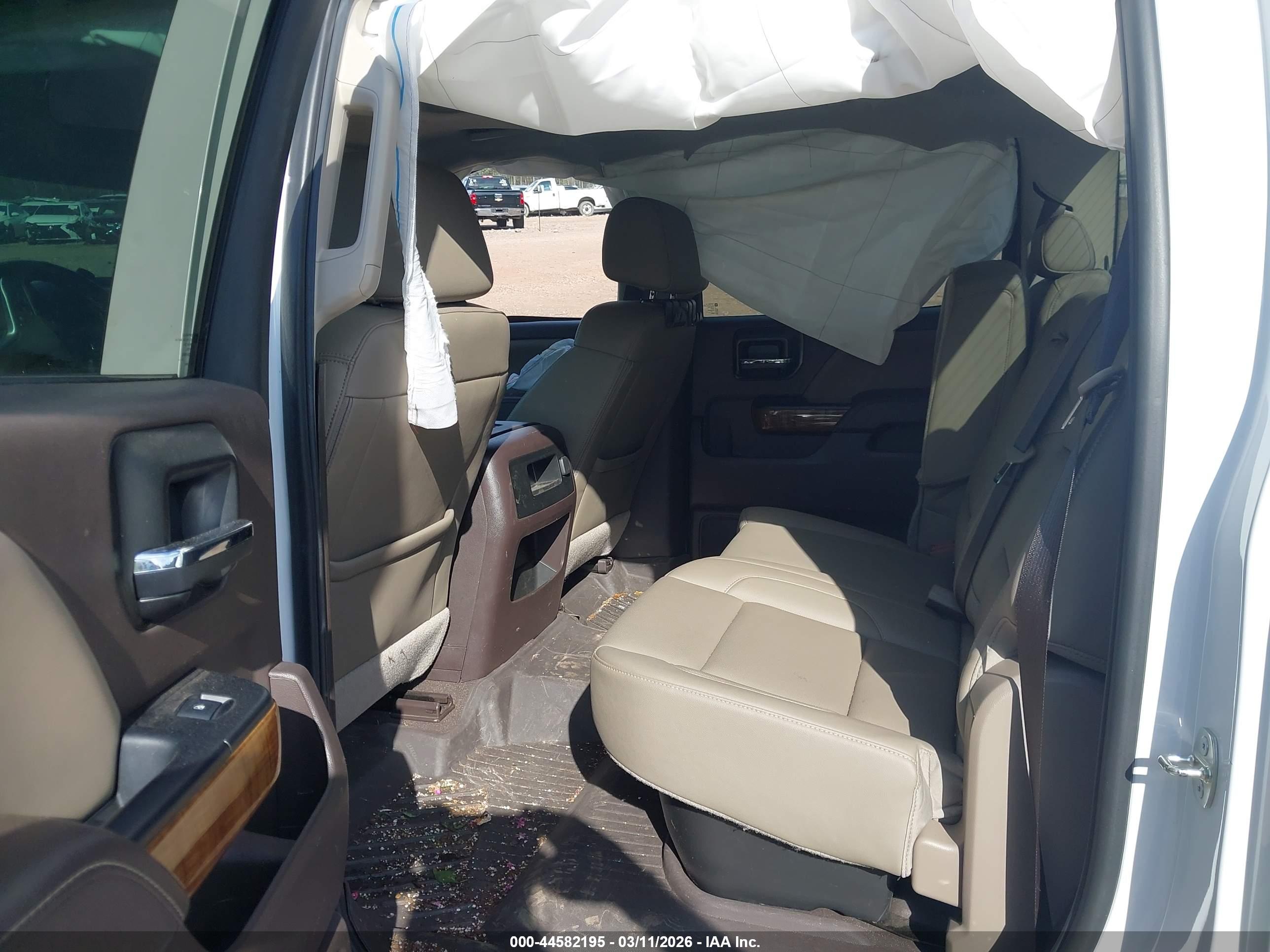 GMC SIERRA image 8