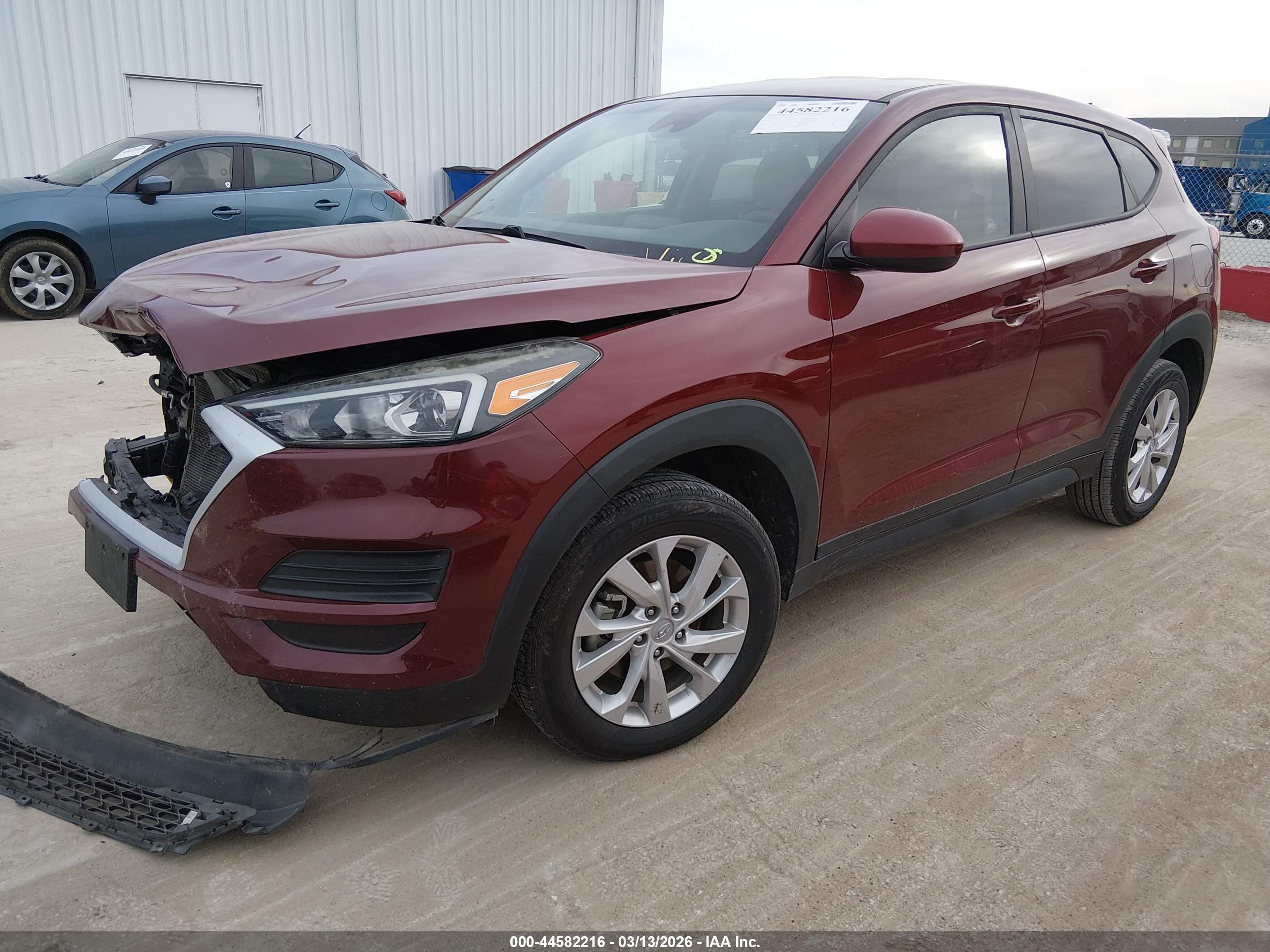 HYUNDAI TUCSON image 2