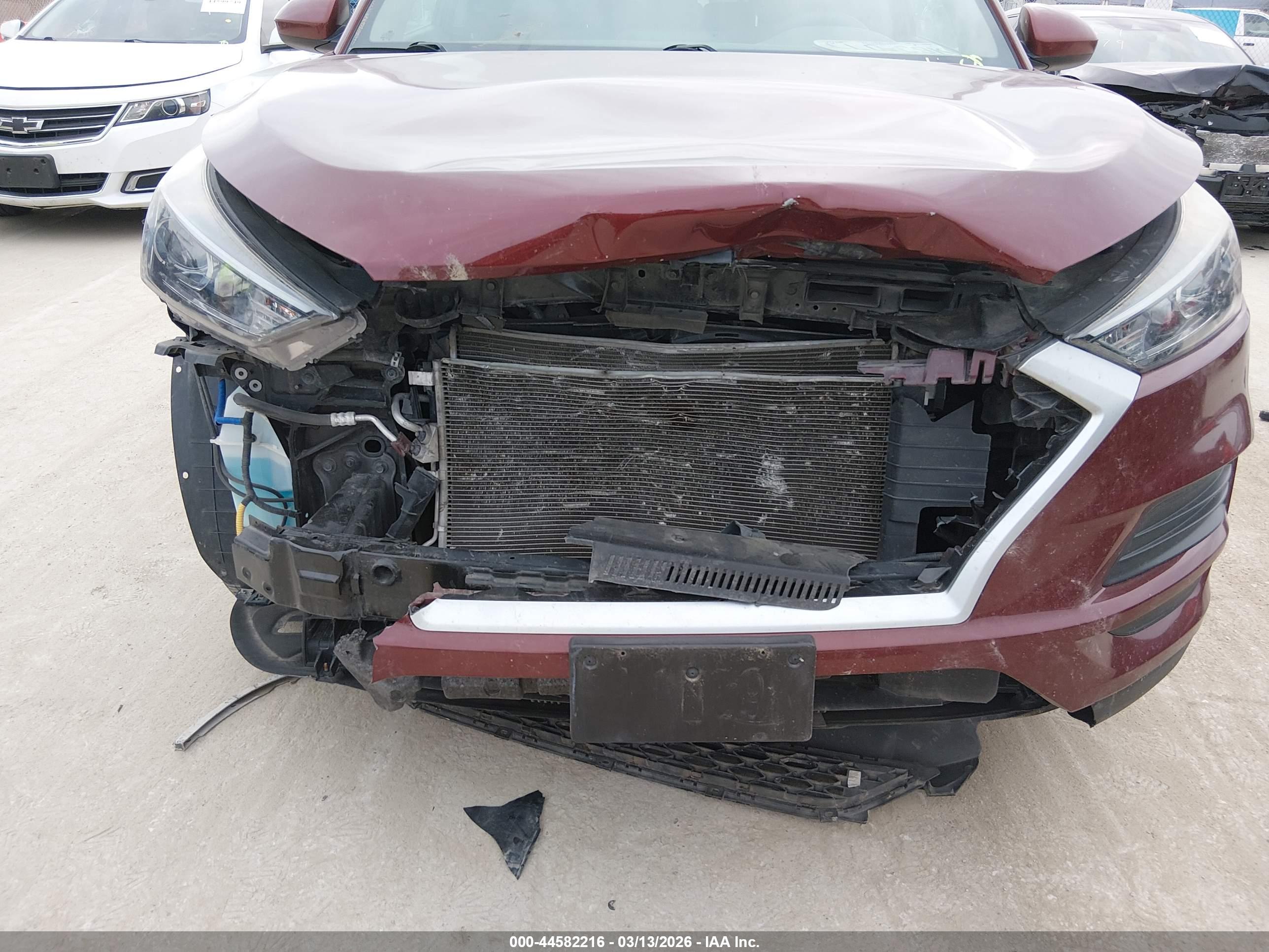 HYUNDAI TUCSON image 6