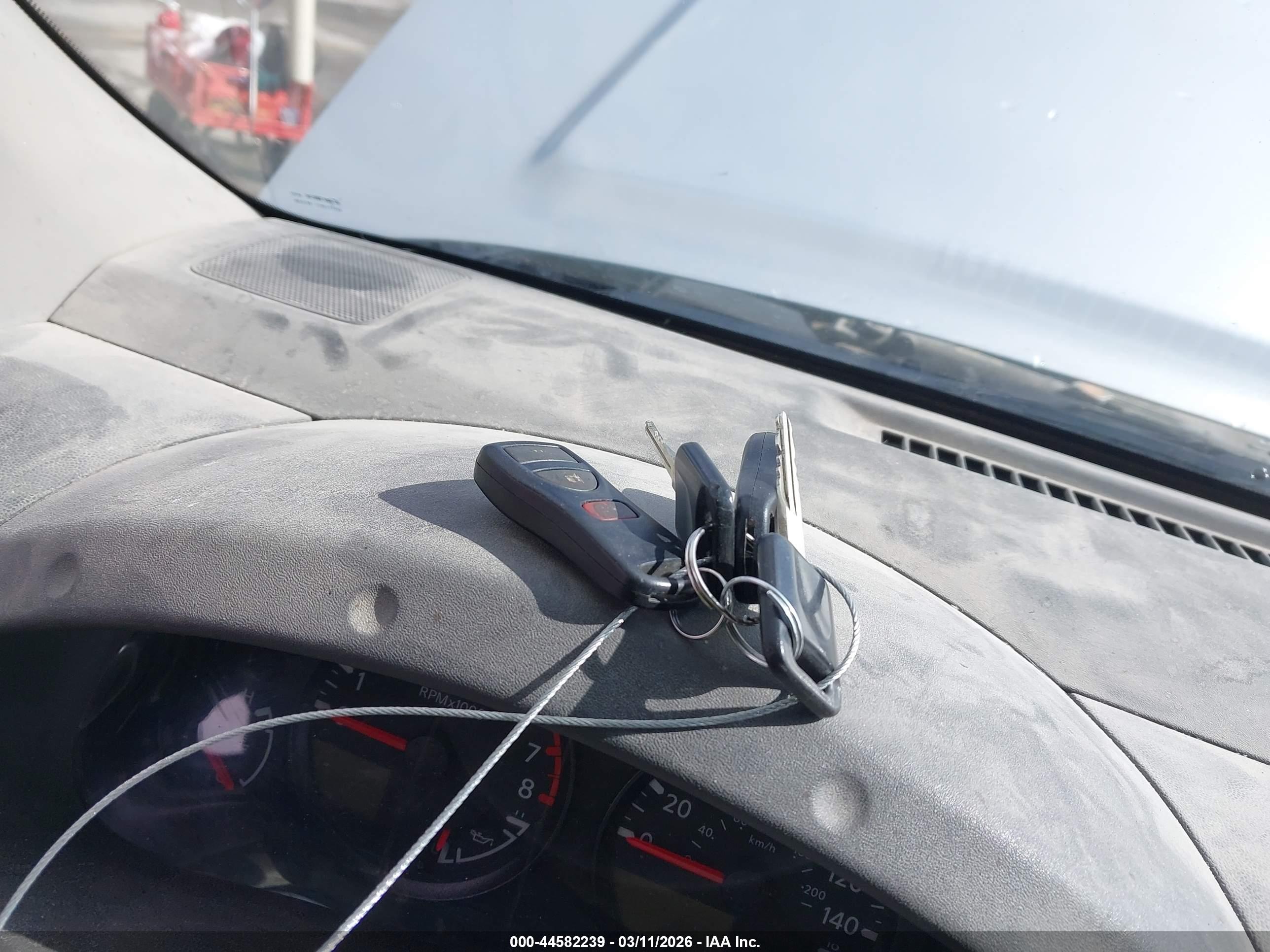 NISSAN FRONTIER image 11