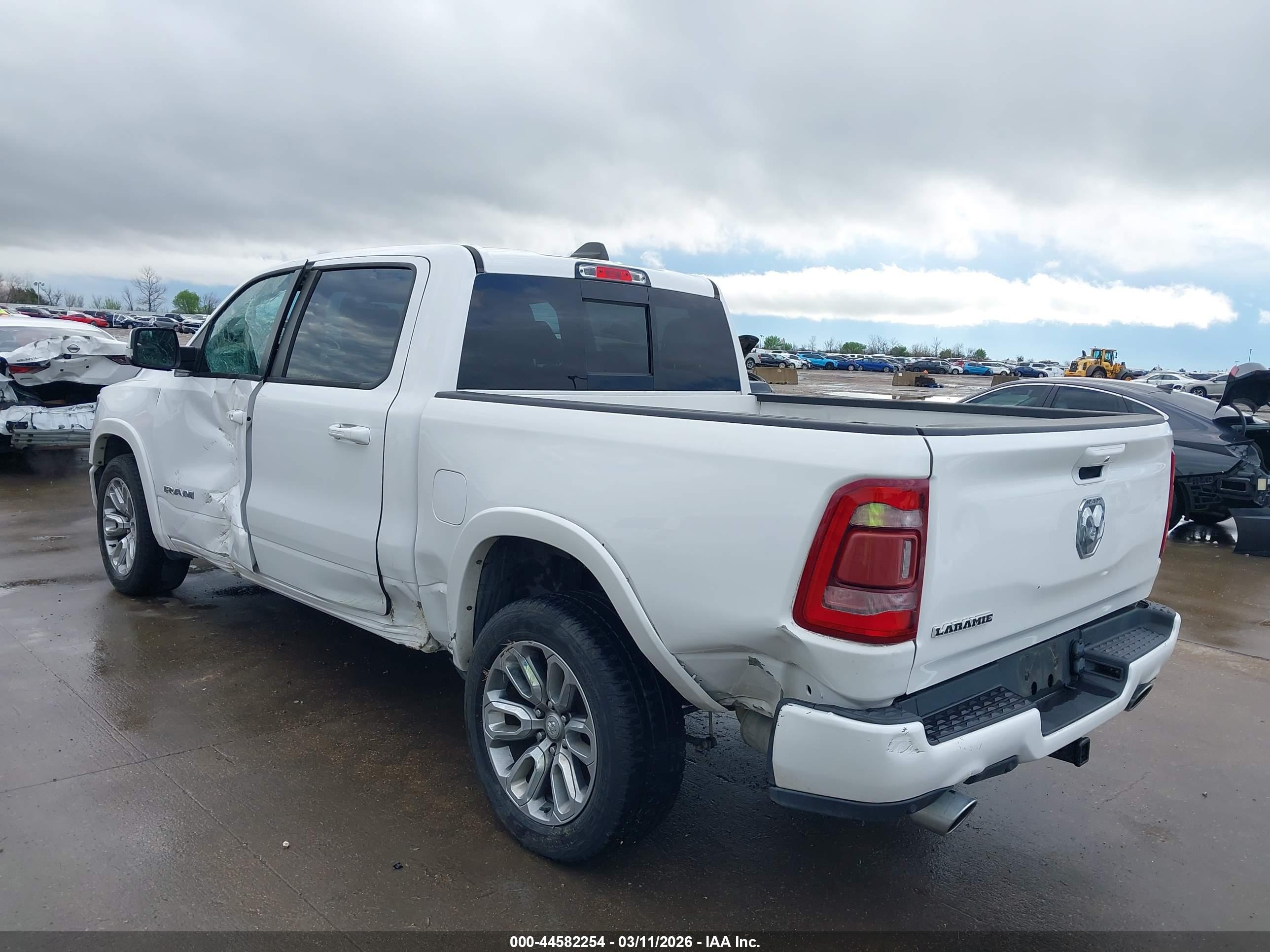 RAM 1500 image 3