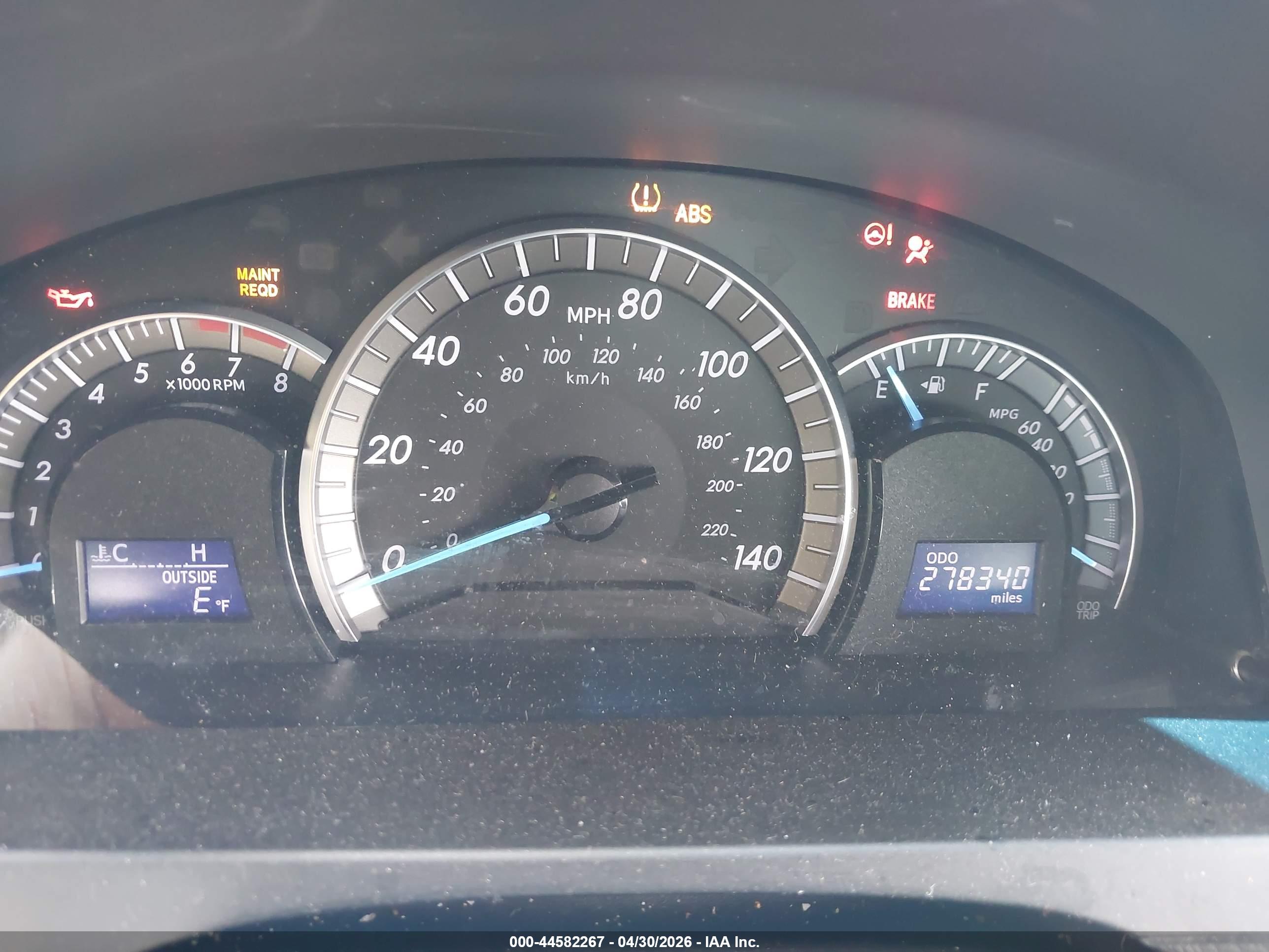 TOYOTA CAMRY image 7