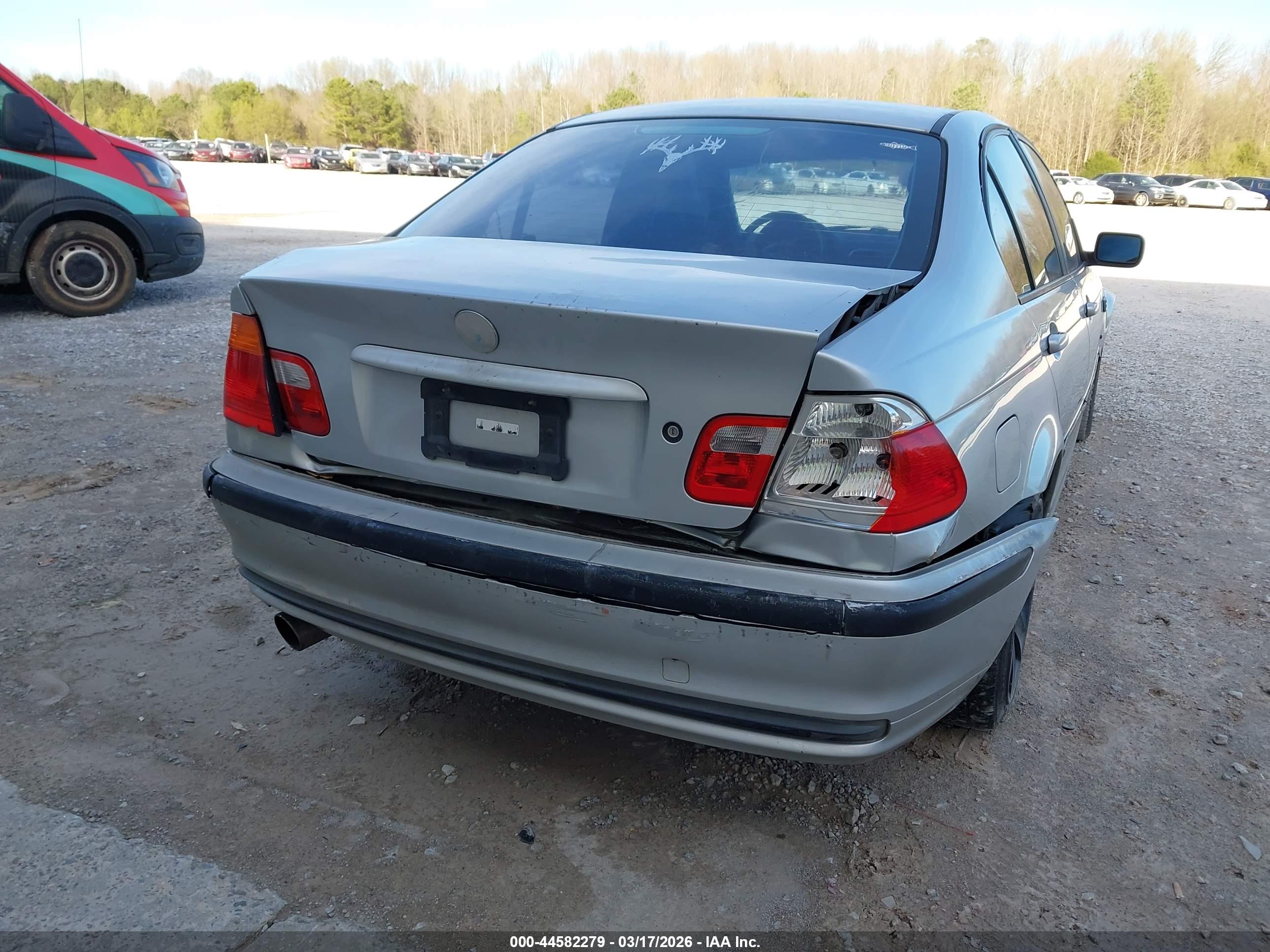BMW 325I image 6