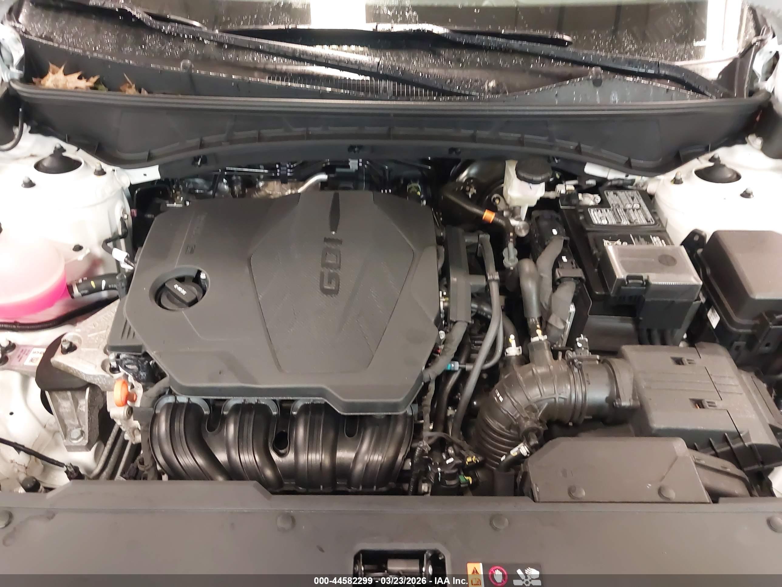 HYUNDAI TUCSON image 10