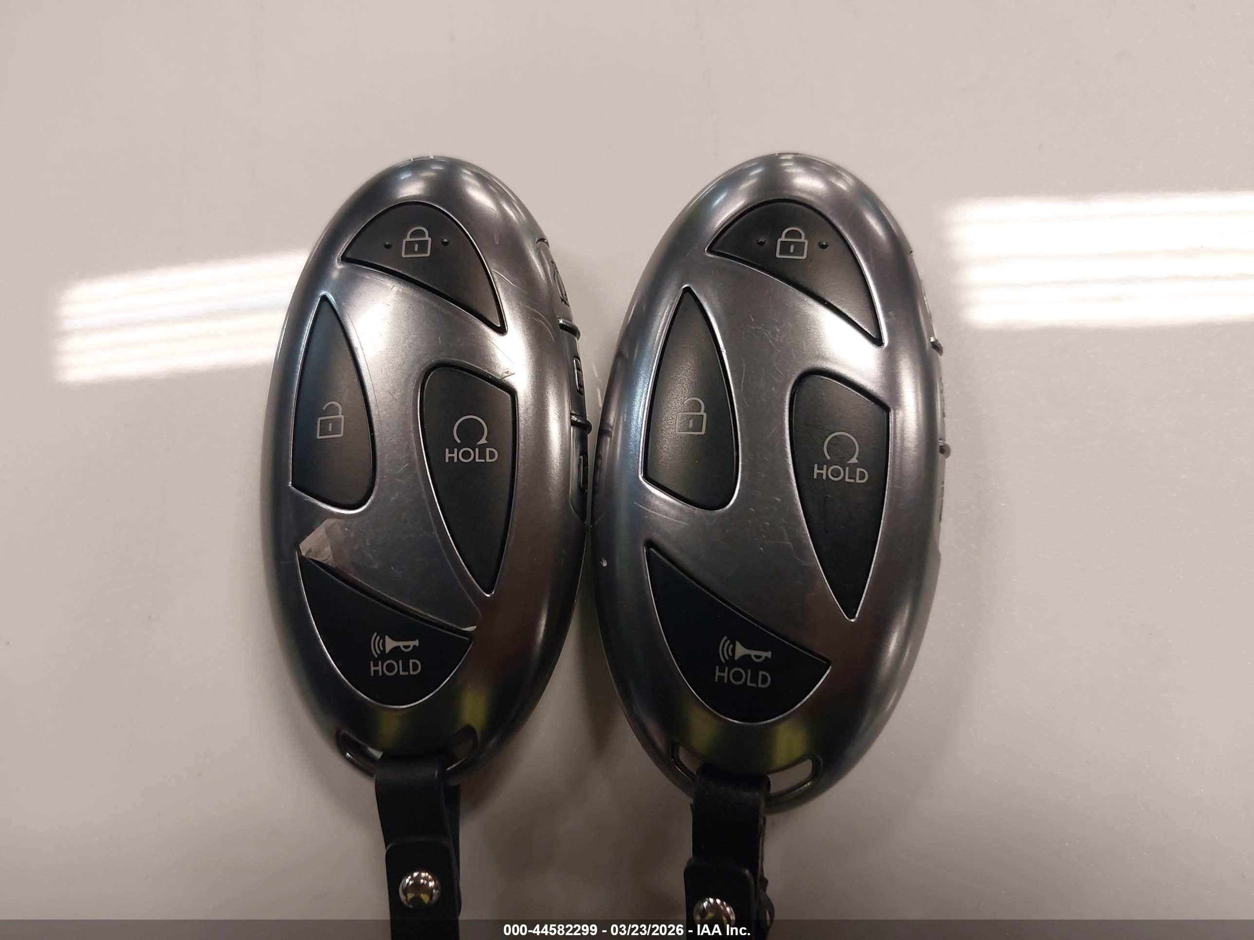 HYUNDAI TUCSON image 11