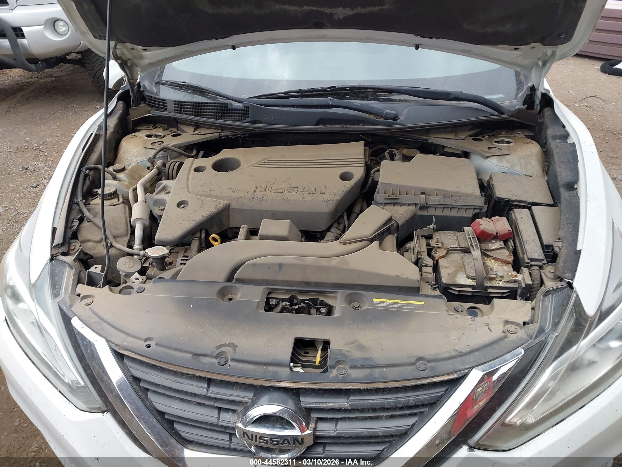 NISSAN ALTIMA image 10