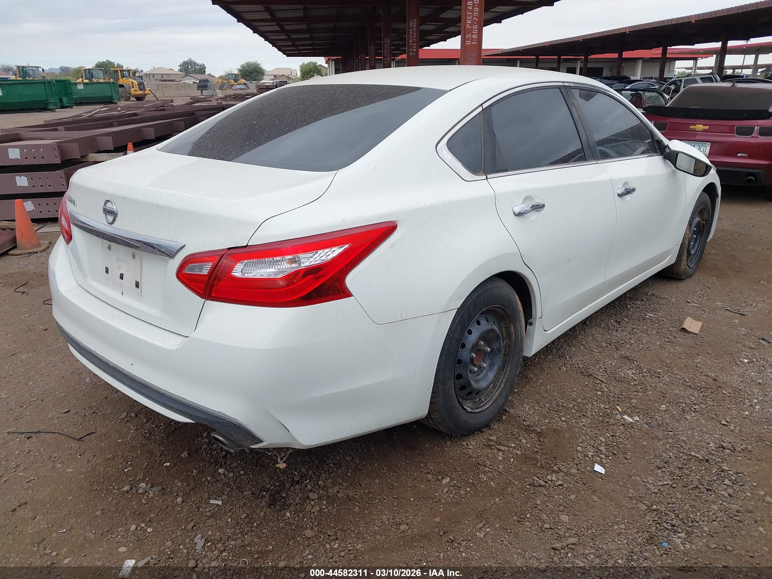 NISSAN ALTIMA image 4