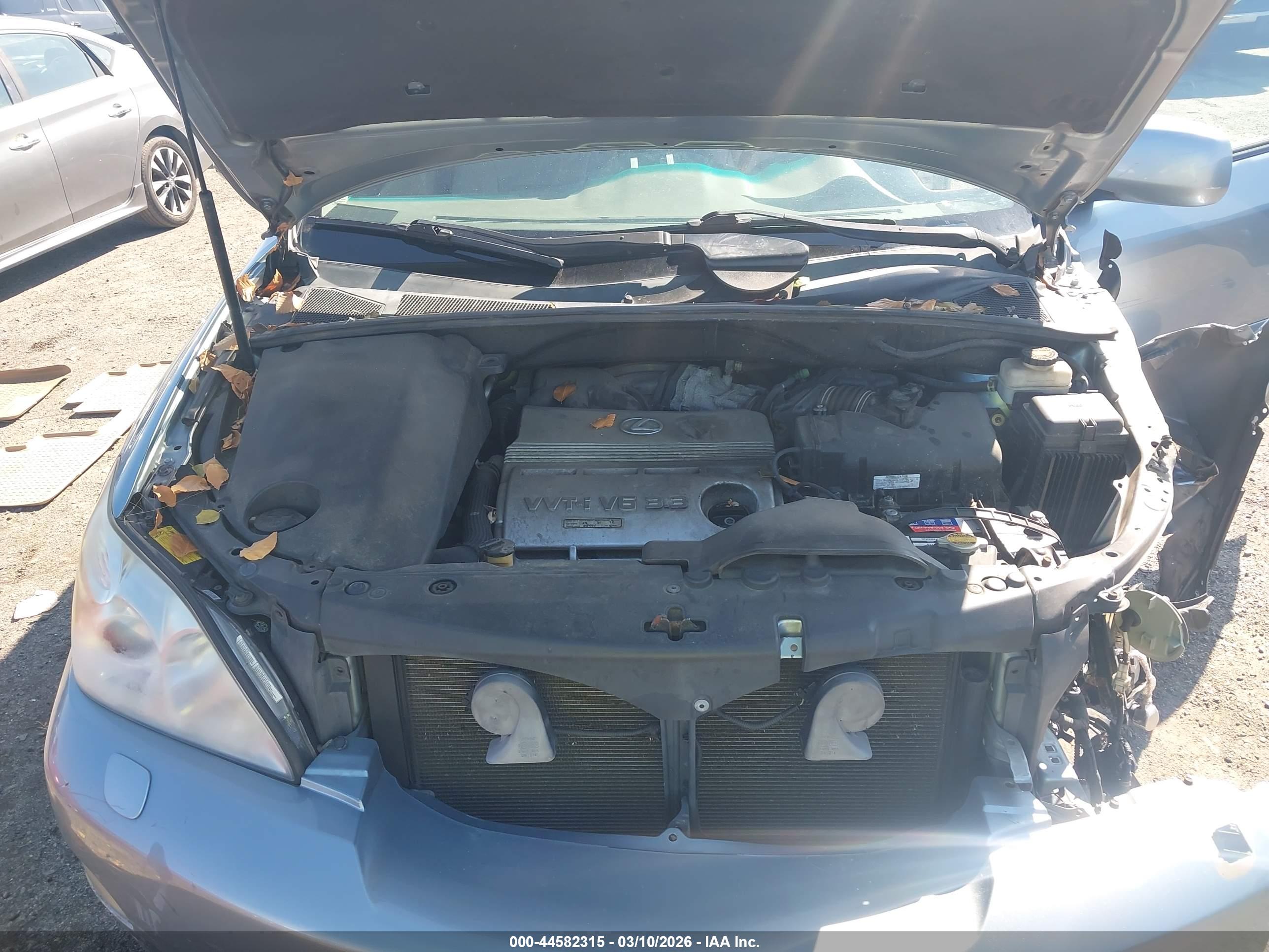 LEXUS RX image 10