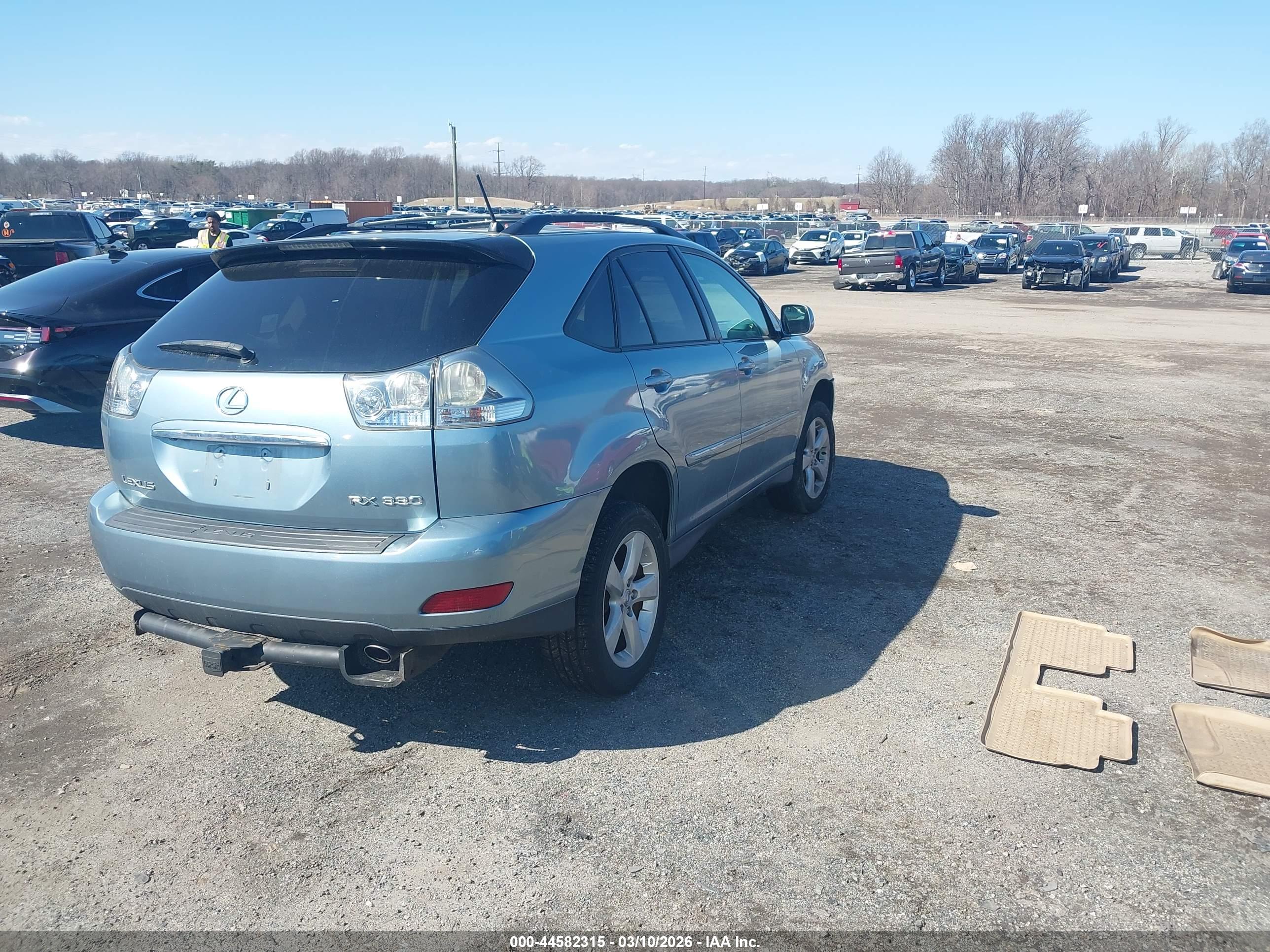 LEXUS RX image 4