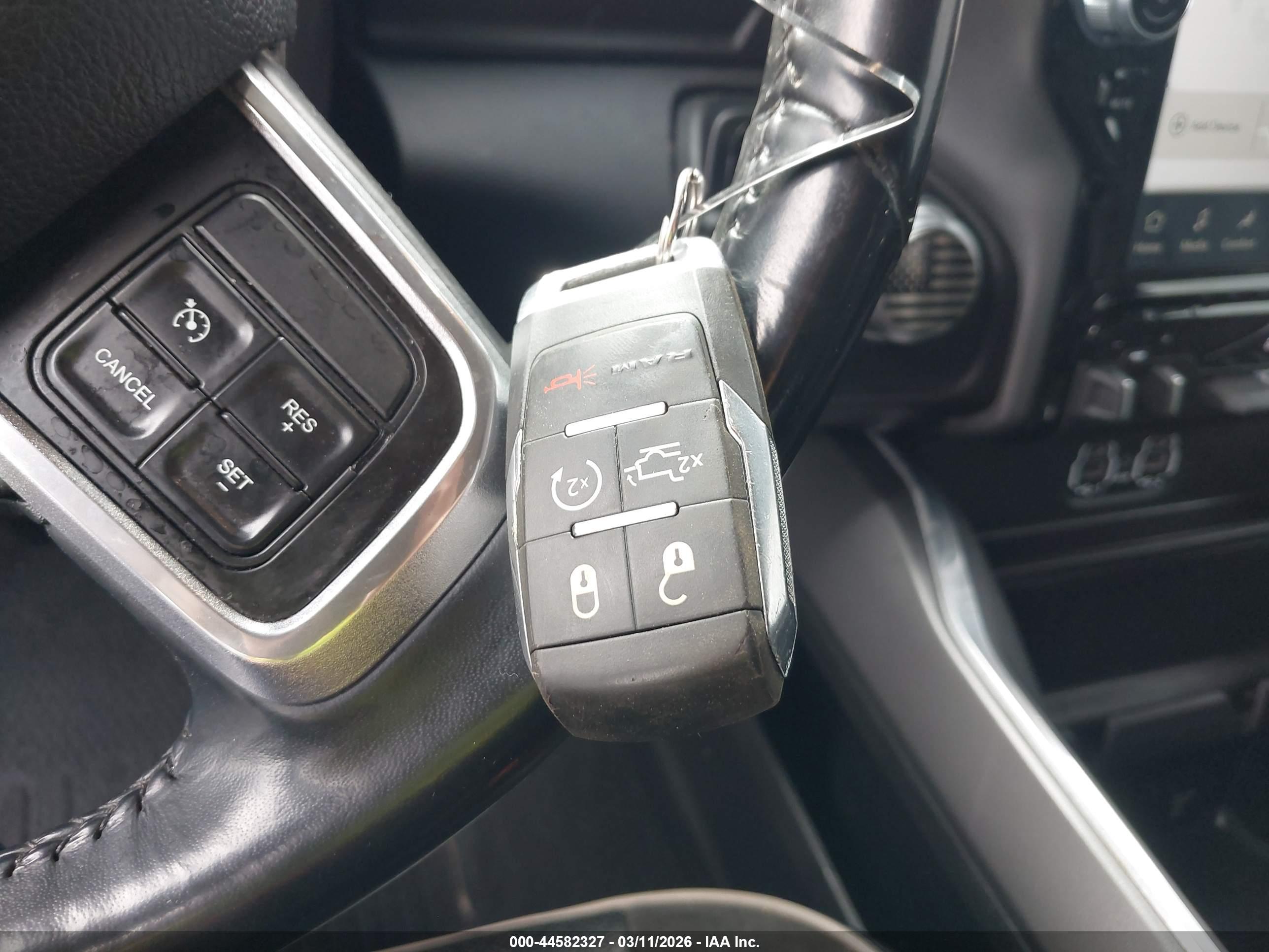 RAM 2500 image 11
