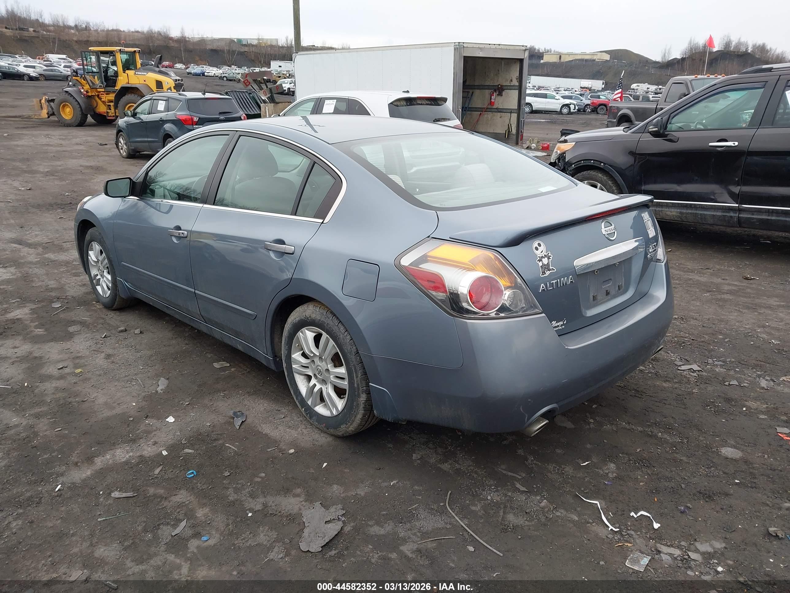 NISSAN ALTIMA image 3