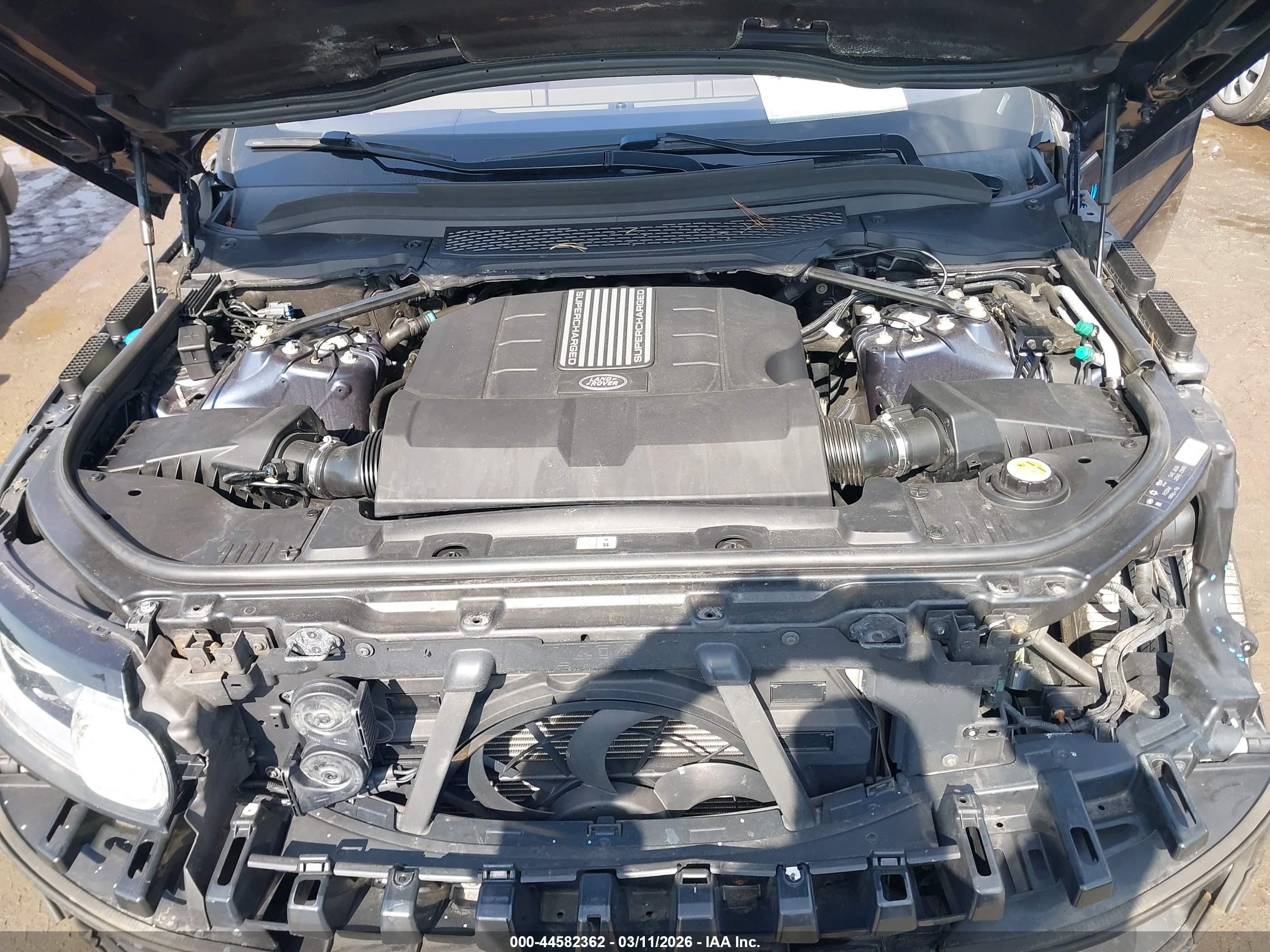 LAND ROVER image 10