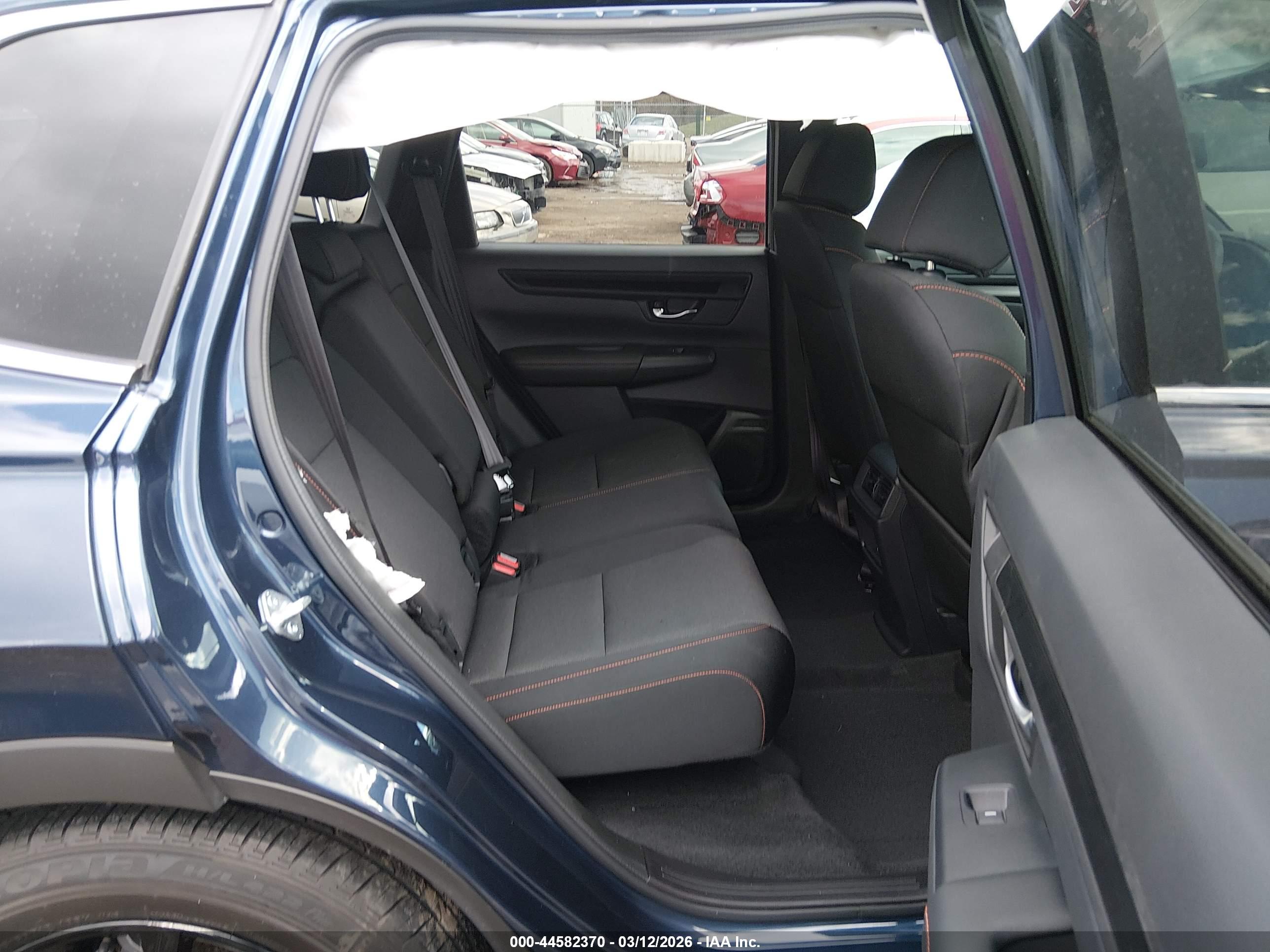 HONDA CR-V image 8