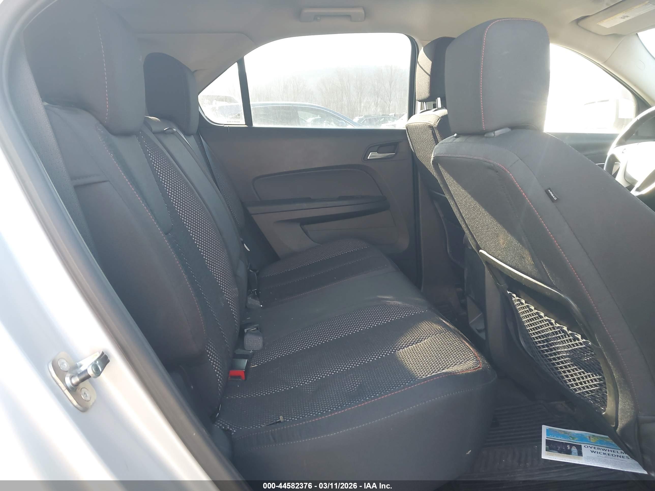 CHEVROLET EQUINOX image 8