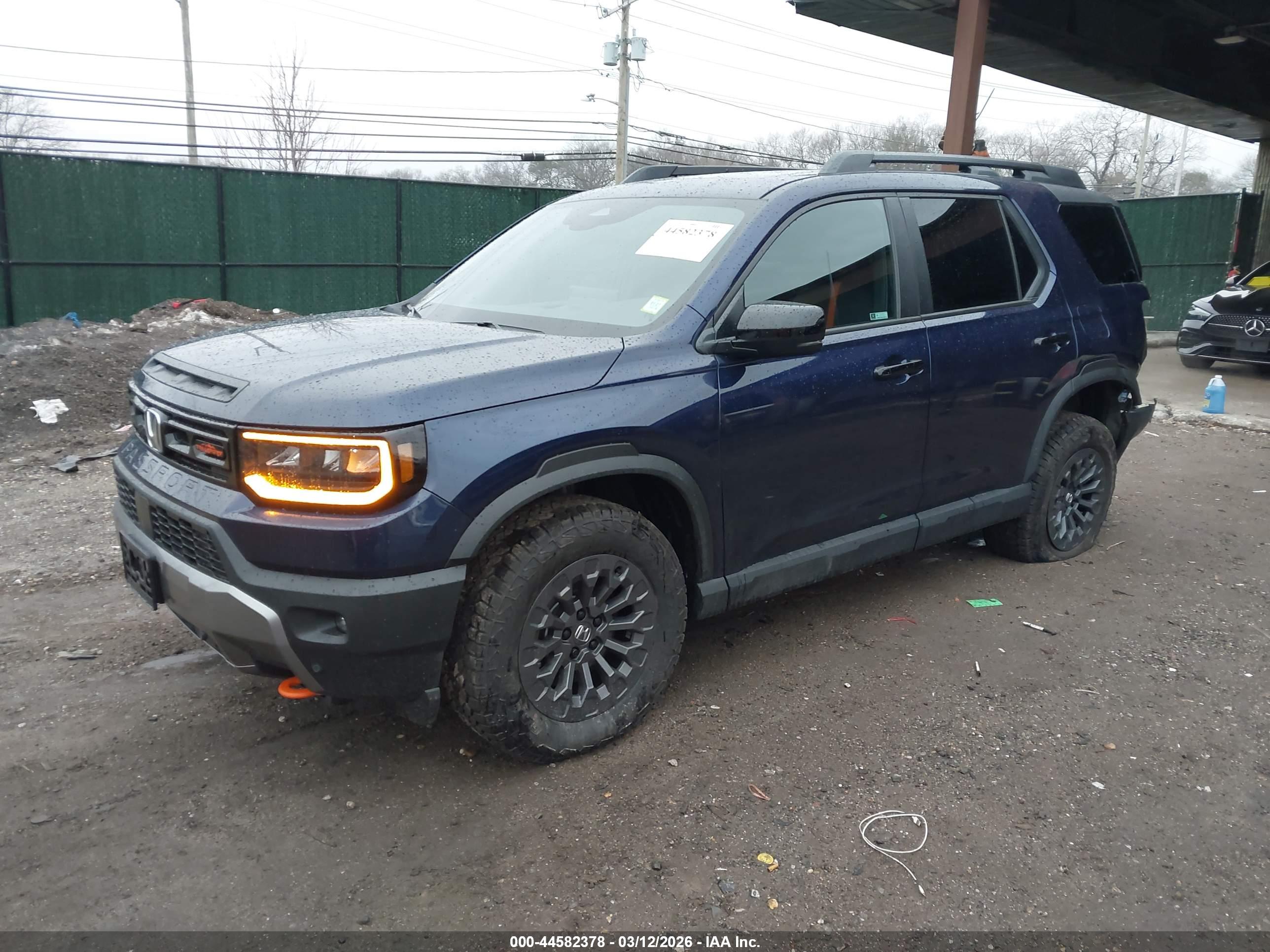 HONDA PASSPORT image 2