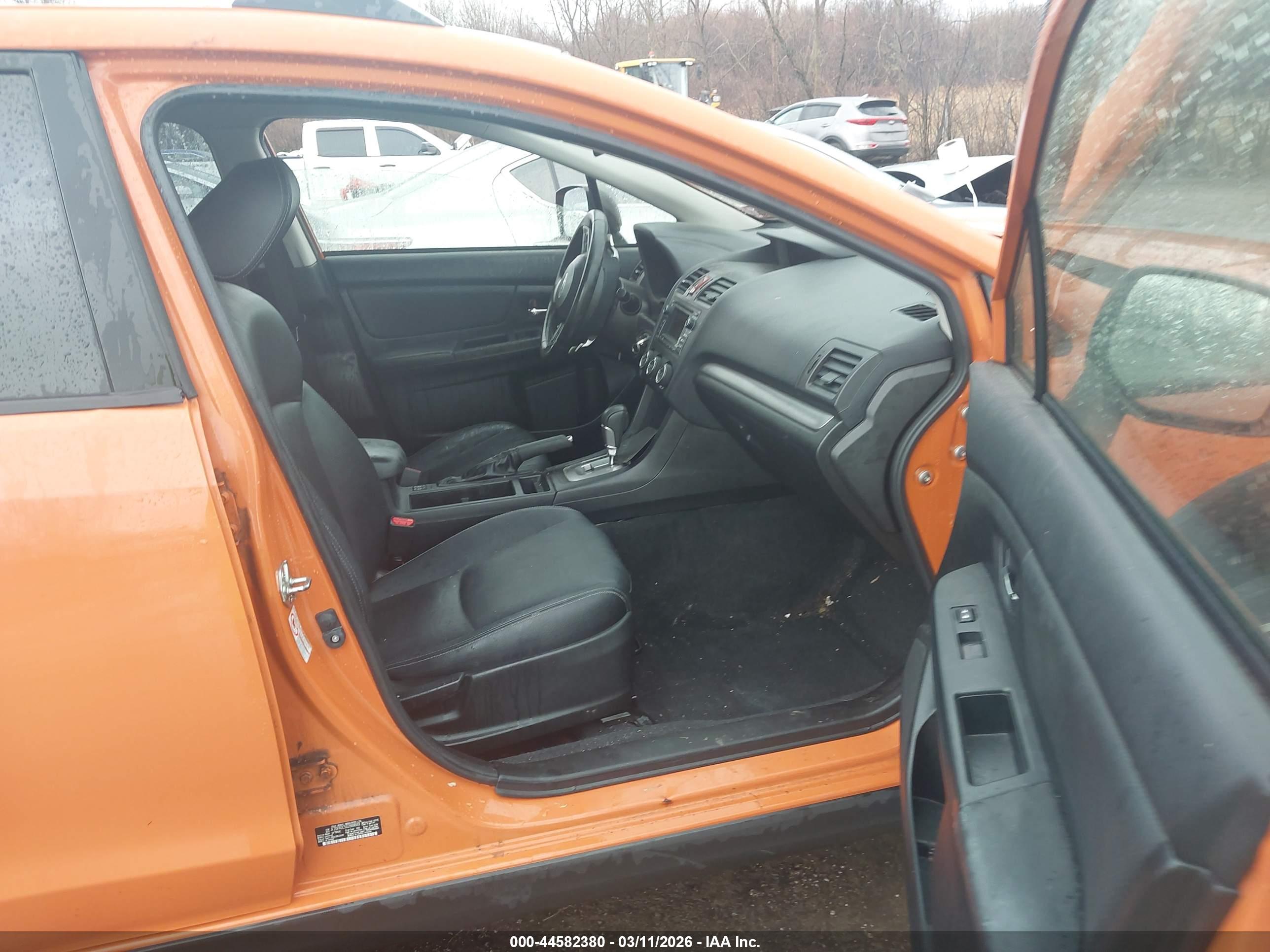 SUBARU XV image 5