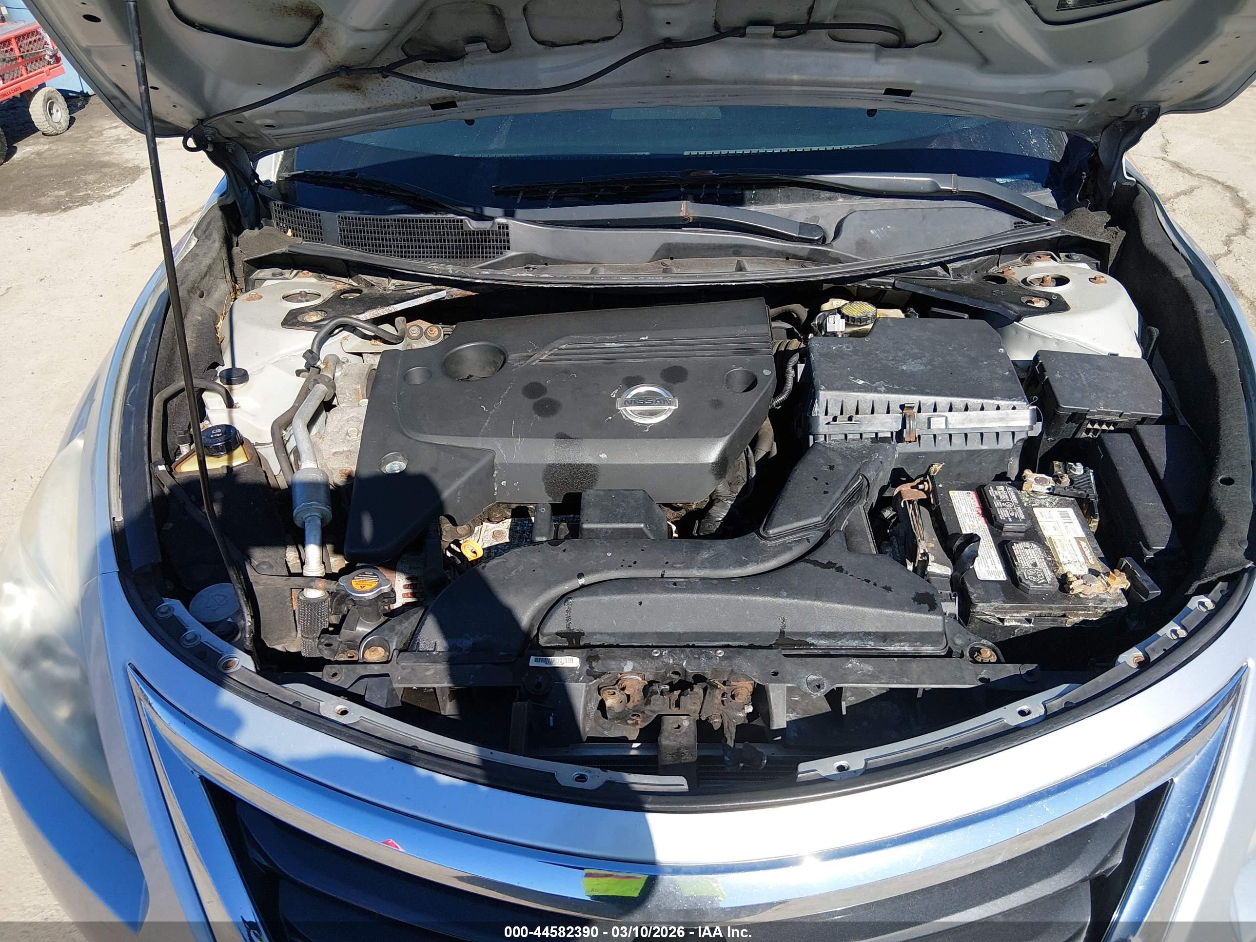 NISSAN ALTIMA image 10