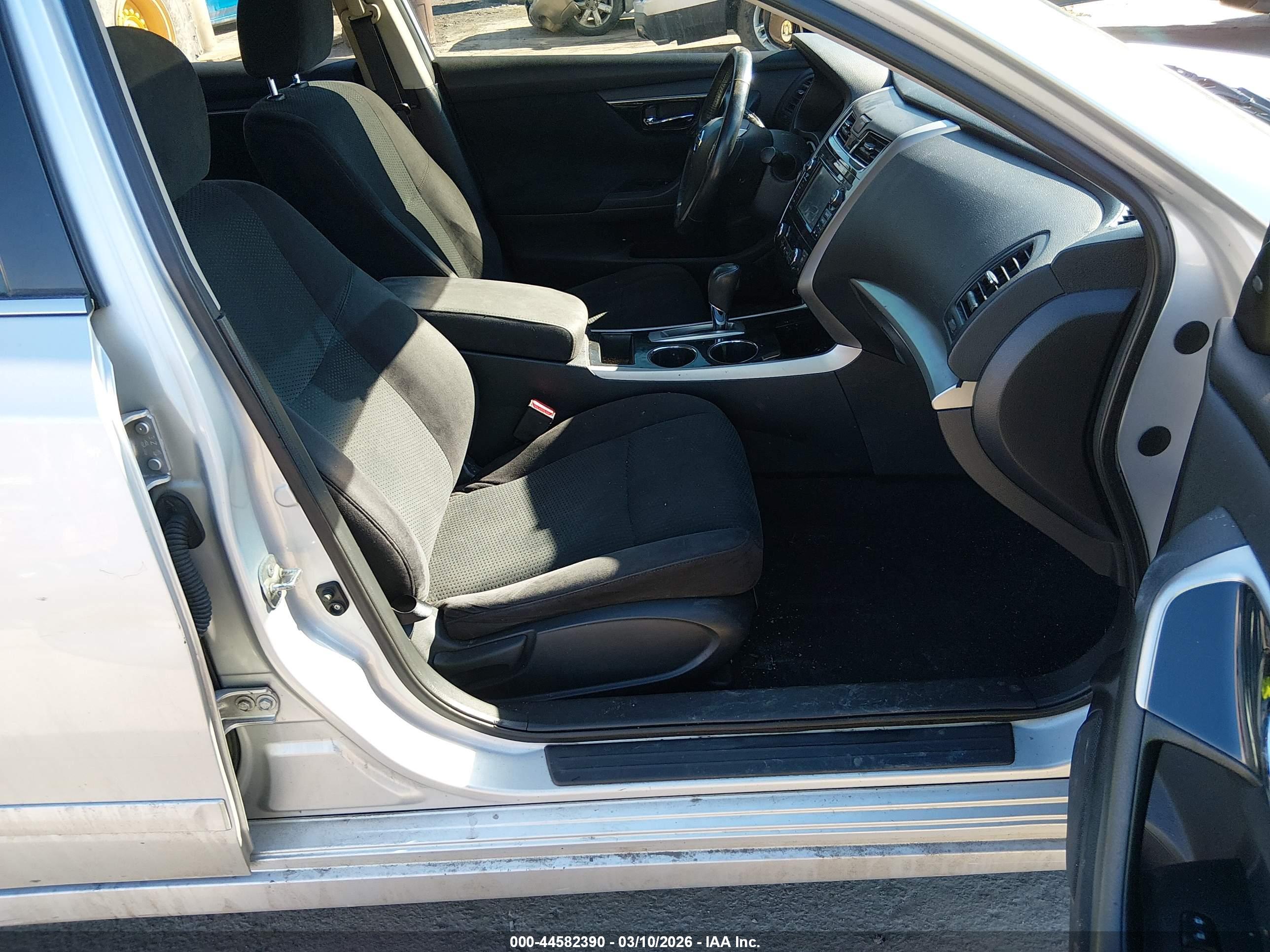 NISSAN ALTIMA image 5