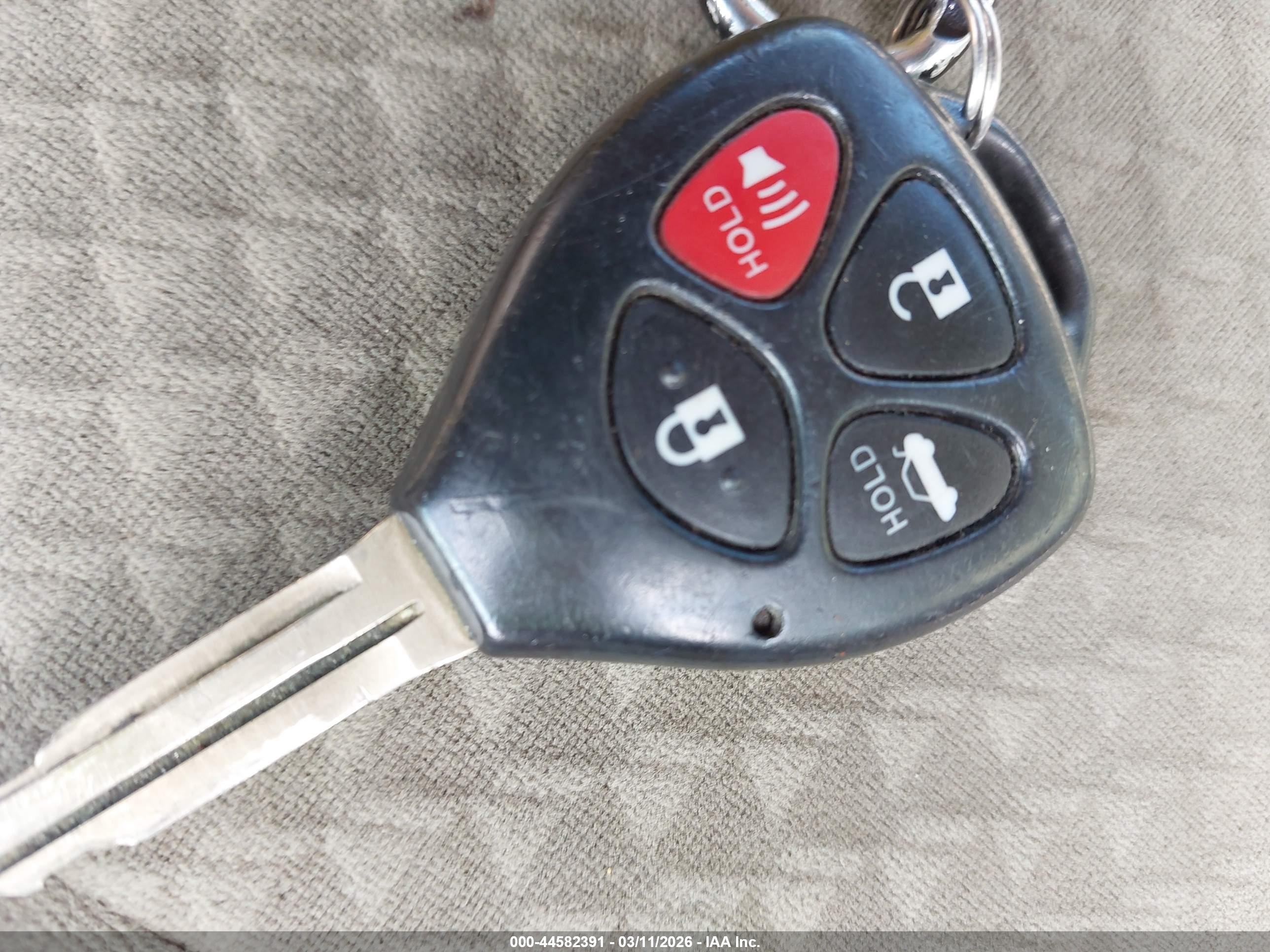 TOYOTA CAMRY image 11