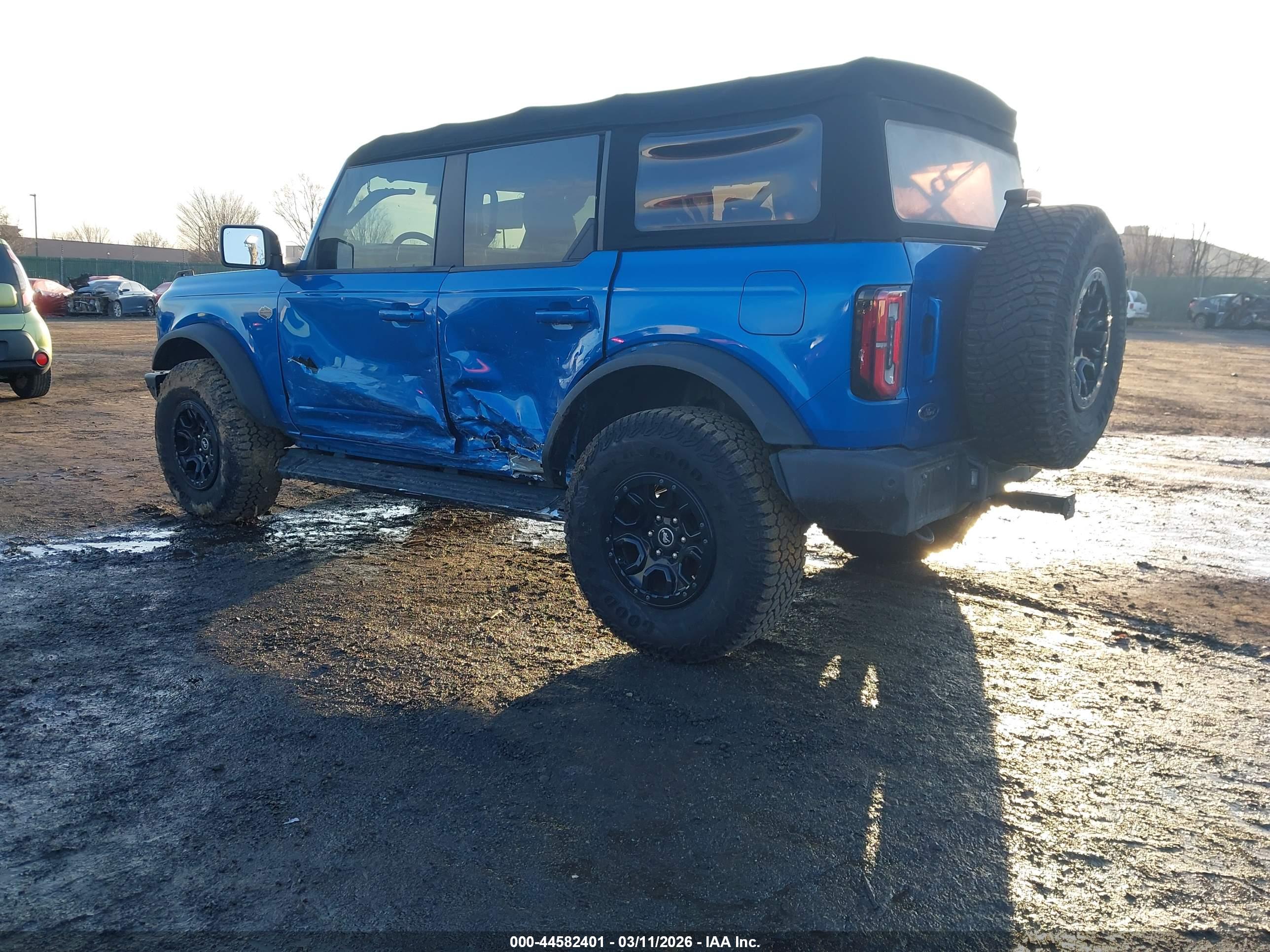 FORD BRONCO image 3