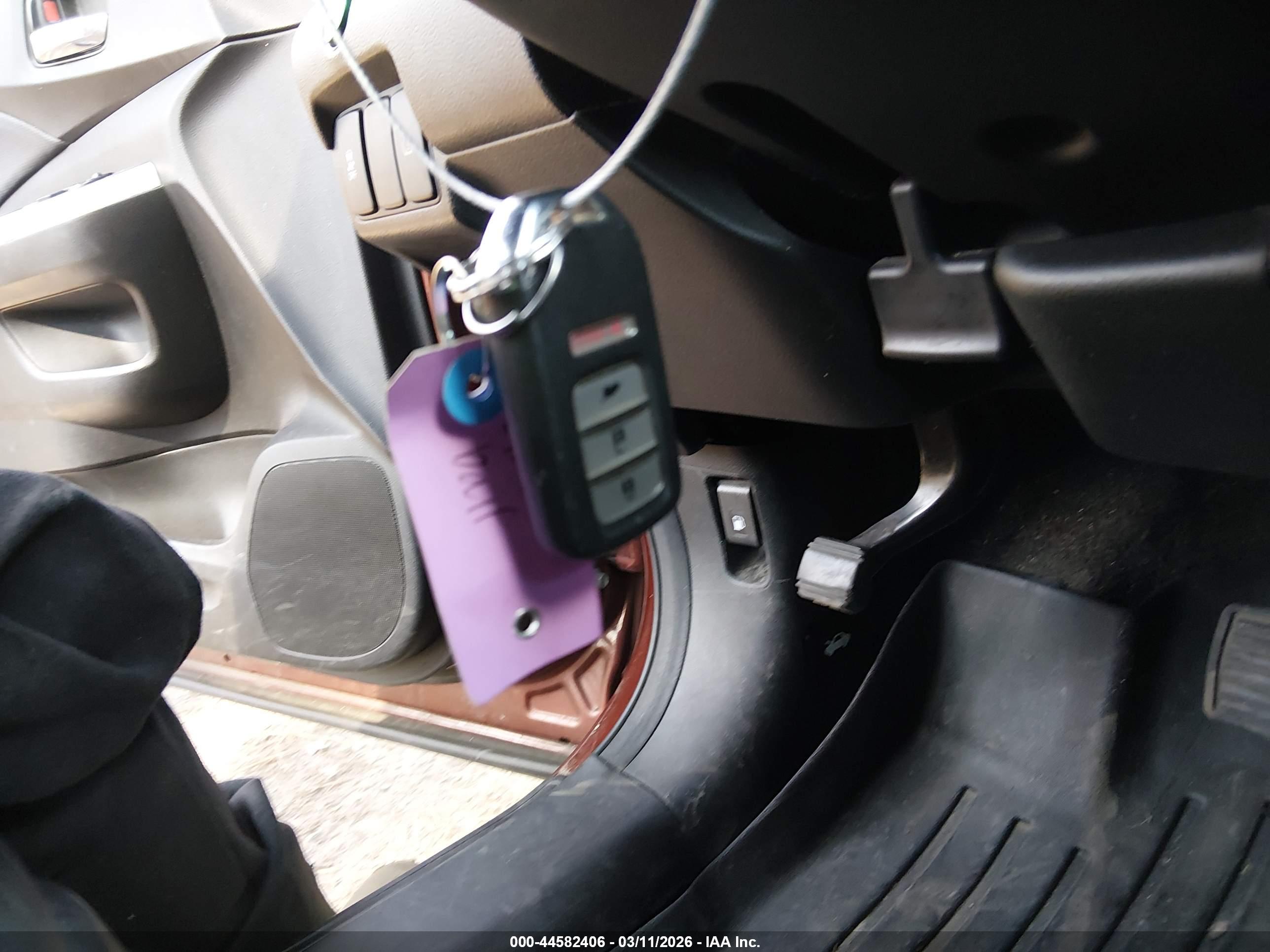 HONDA CR-V image 11