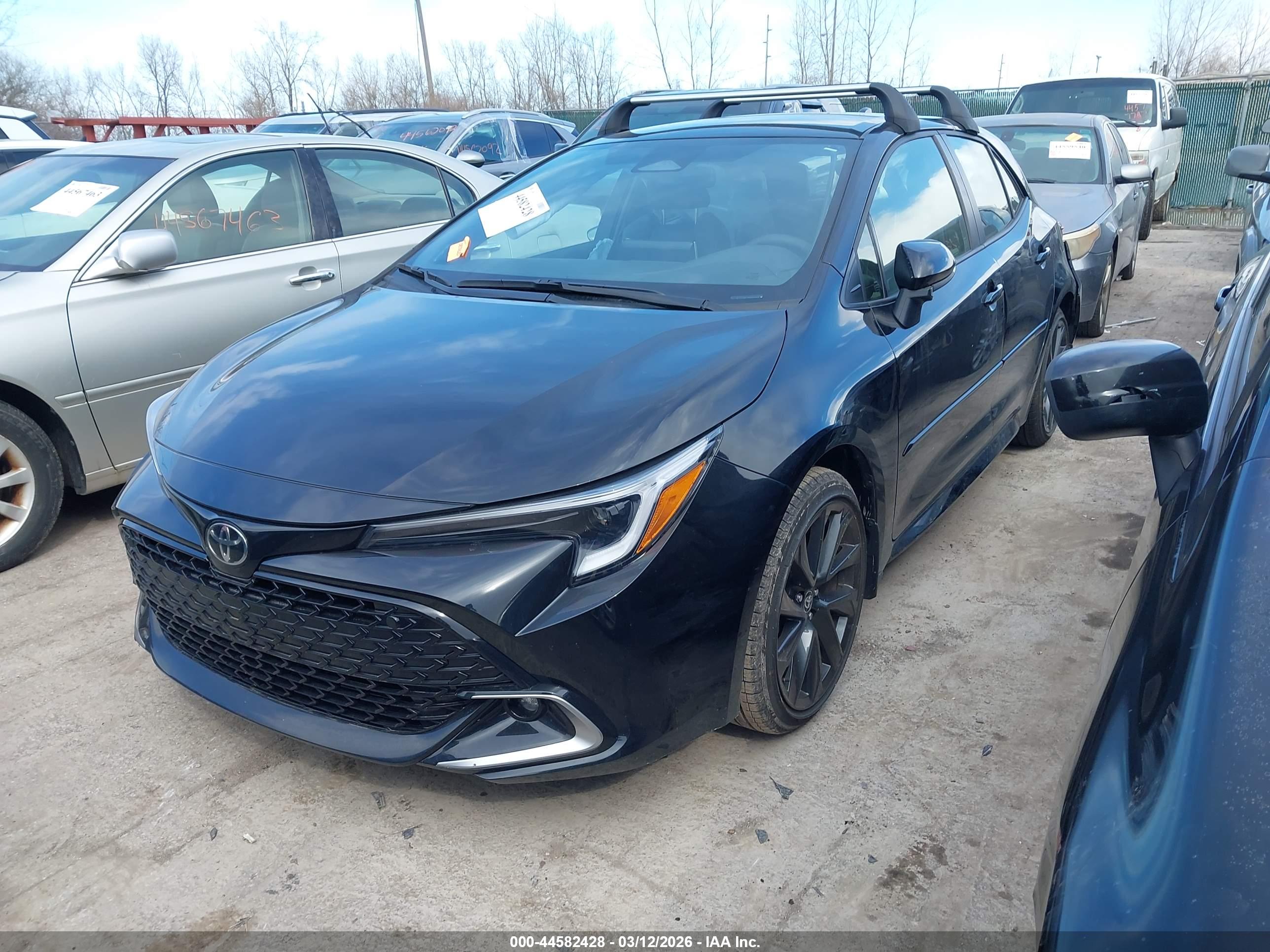 TOYOTA COROLLA image 2