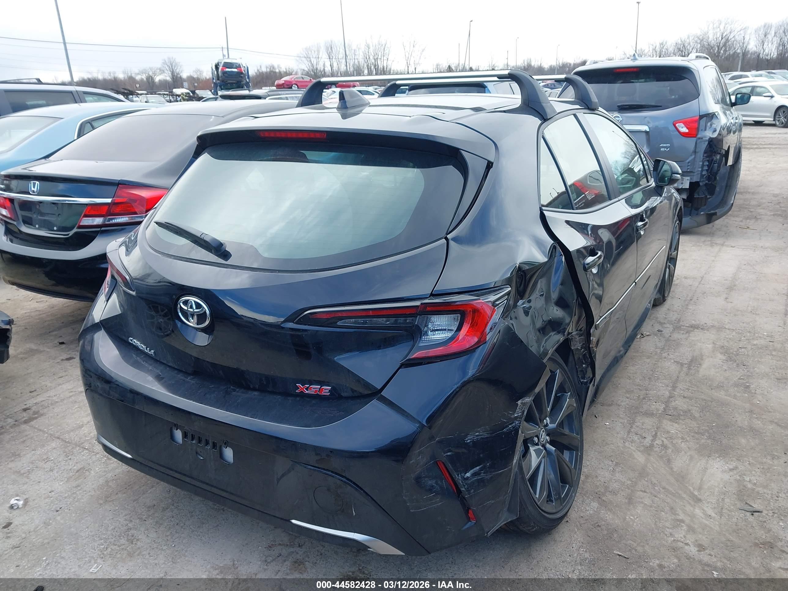 TOYOTA COROLLA image 4