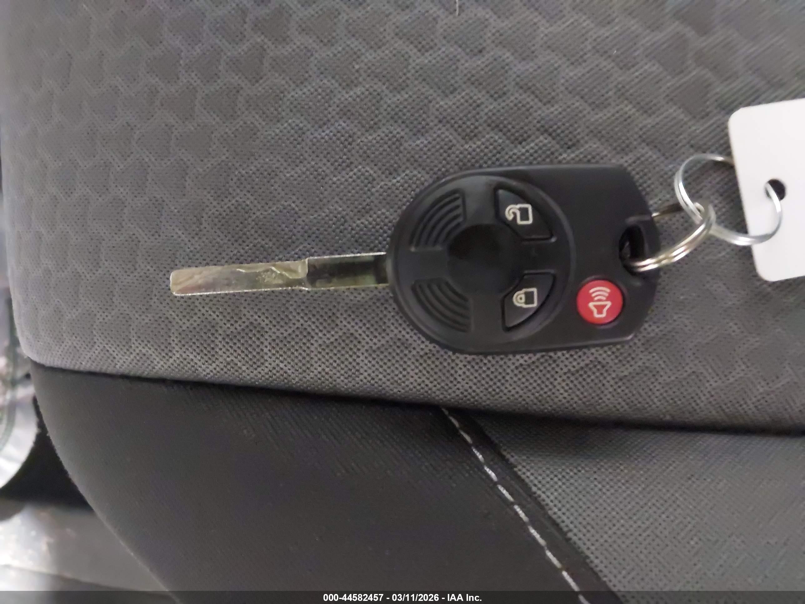 FORD ESCAPE image 11