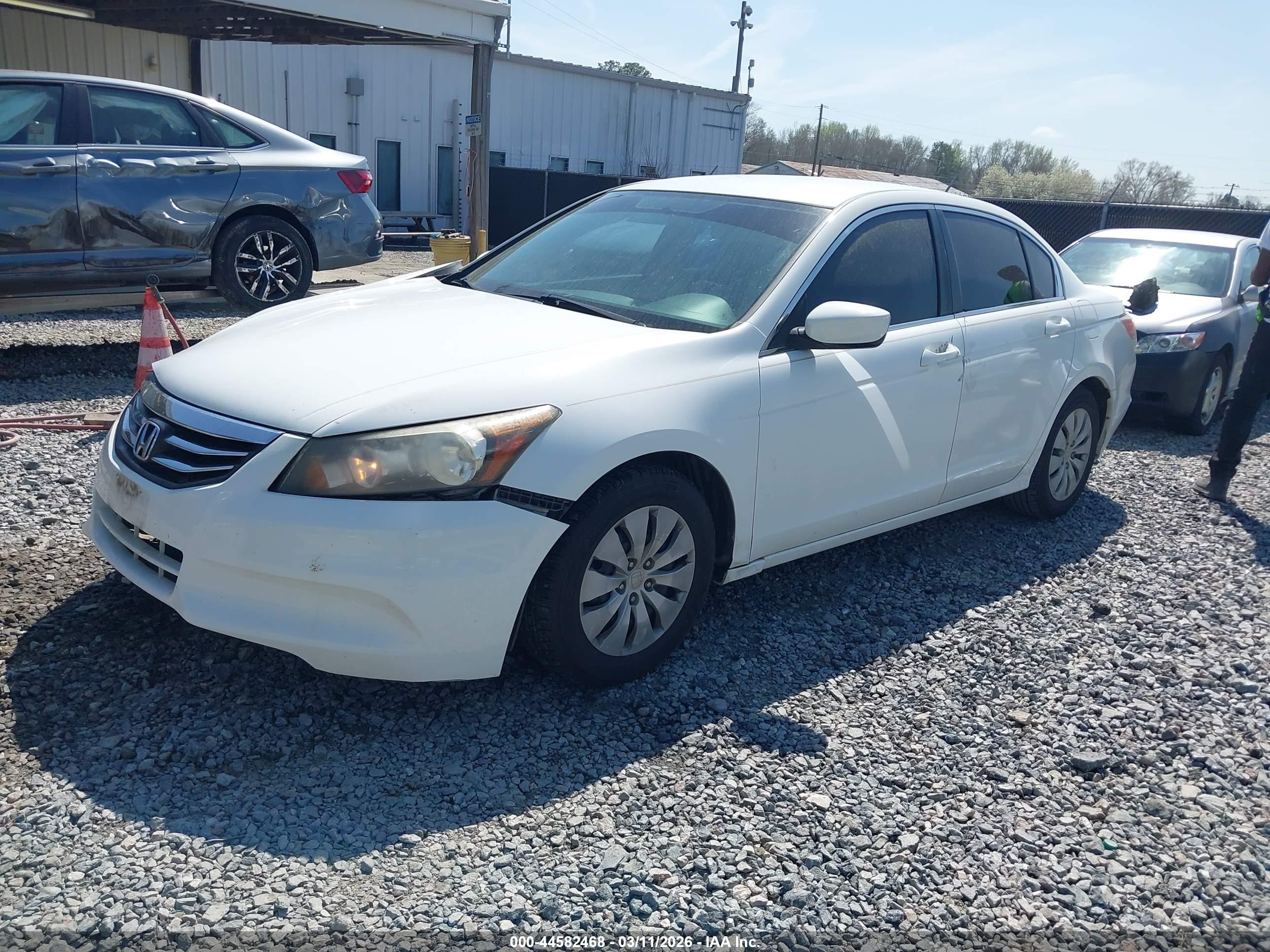 HONDA ACCORD image 2
